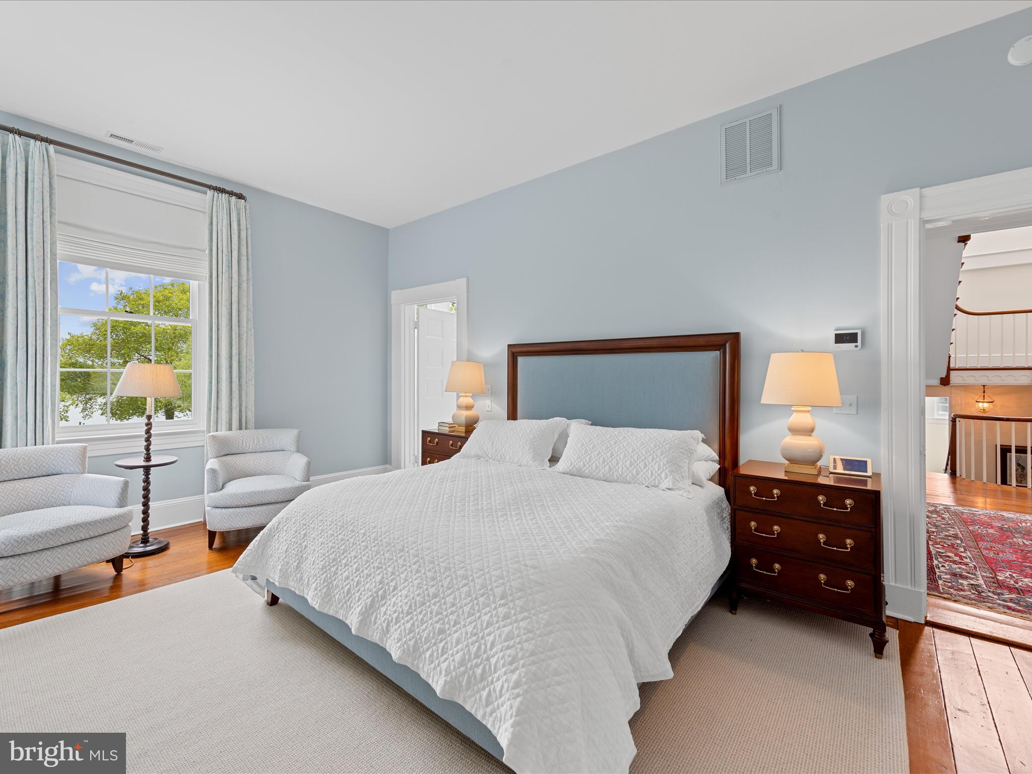 EASTON - Residential