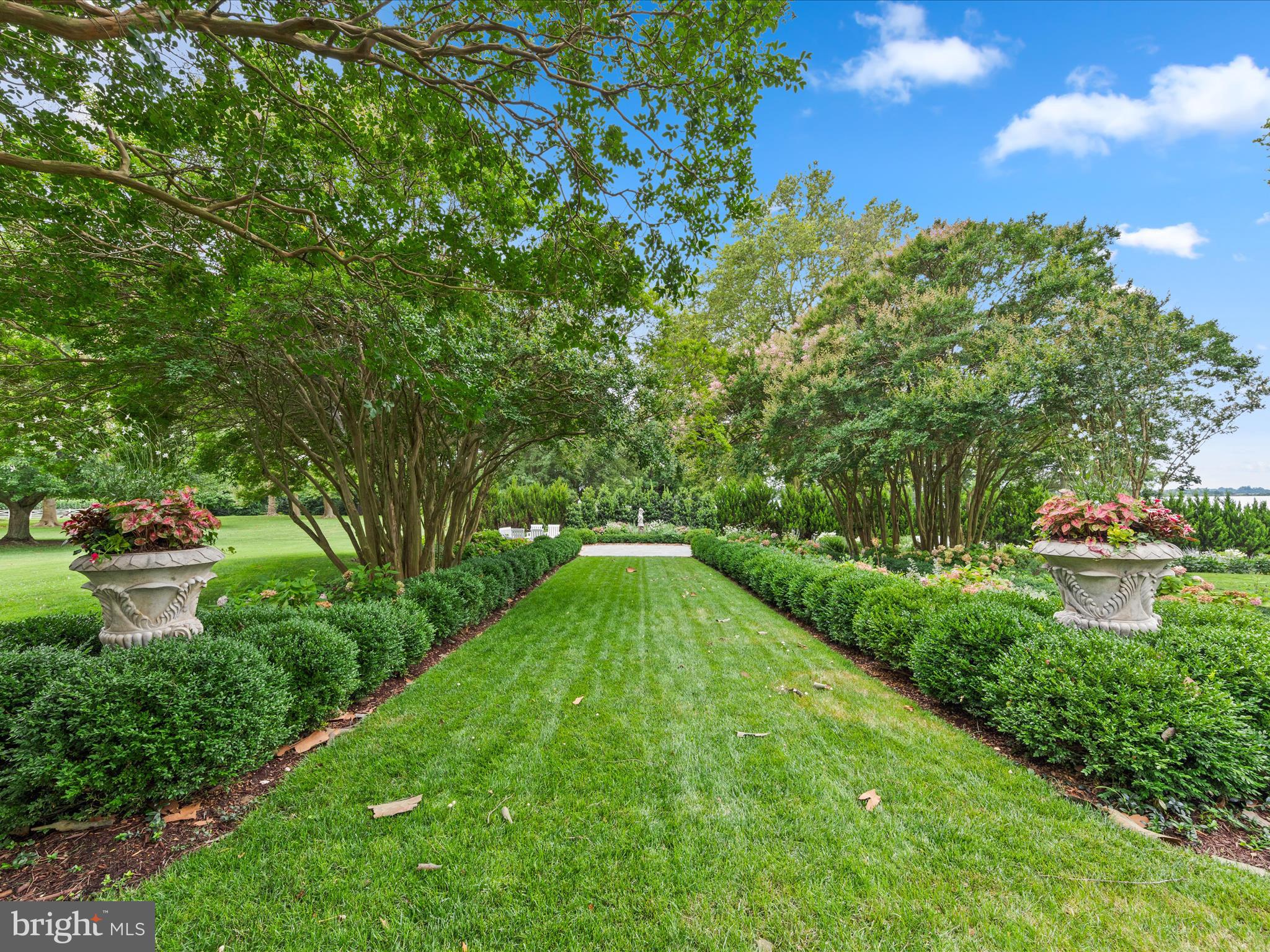 EASTON - Residential