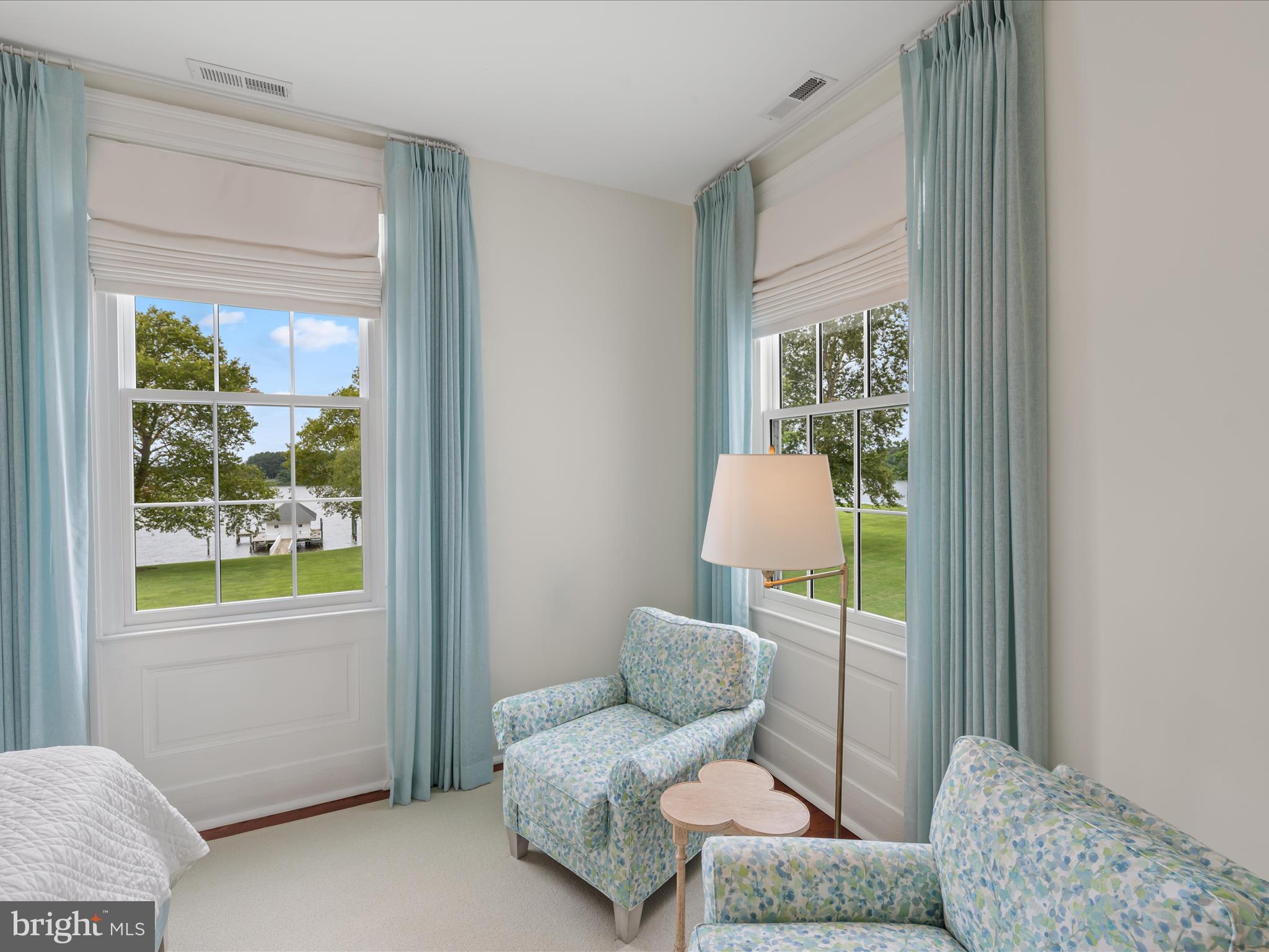 EASTON - Residential