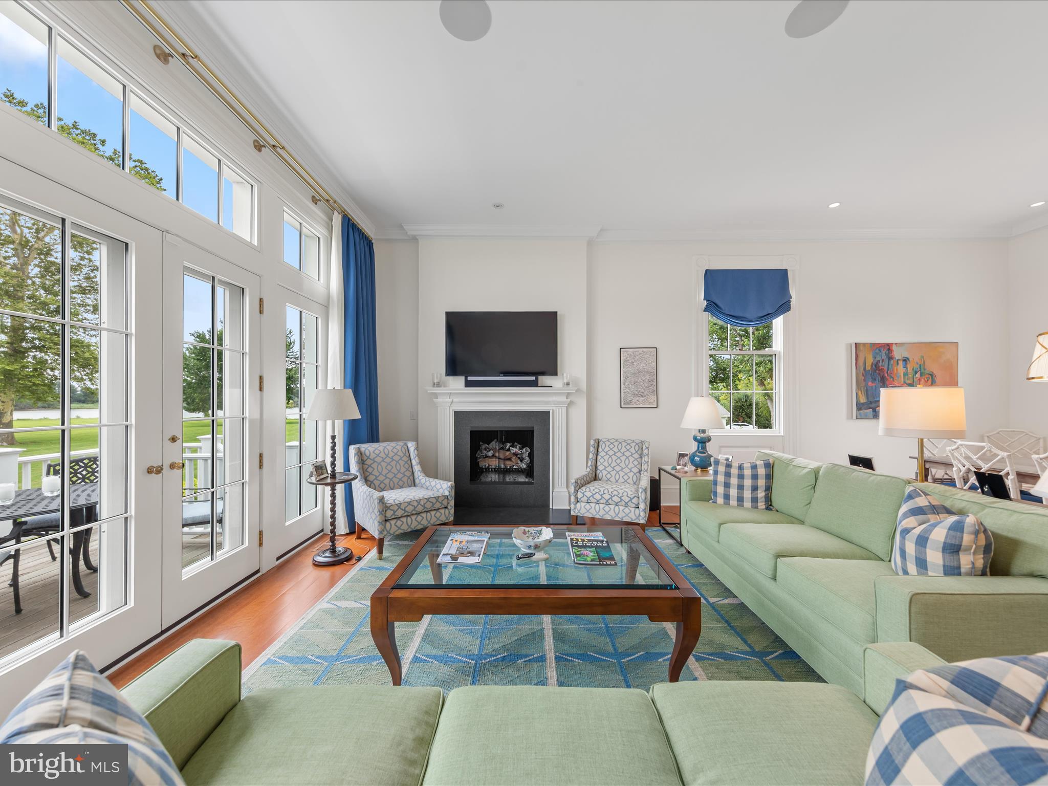 EASTON - Residential