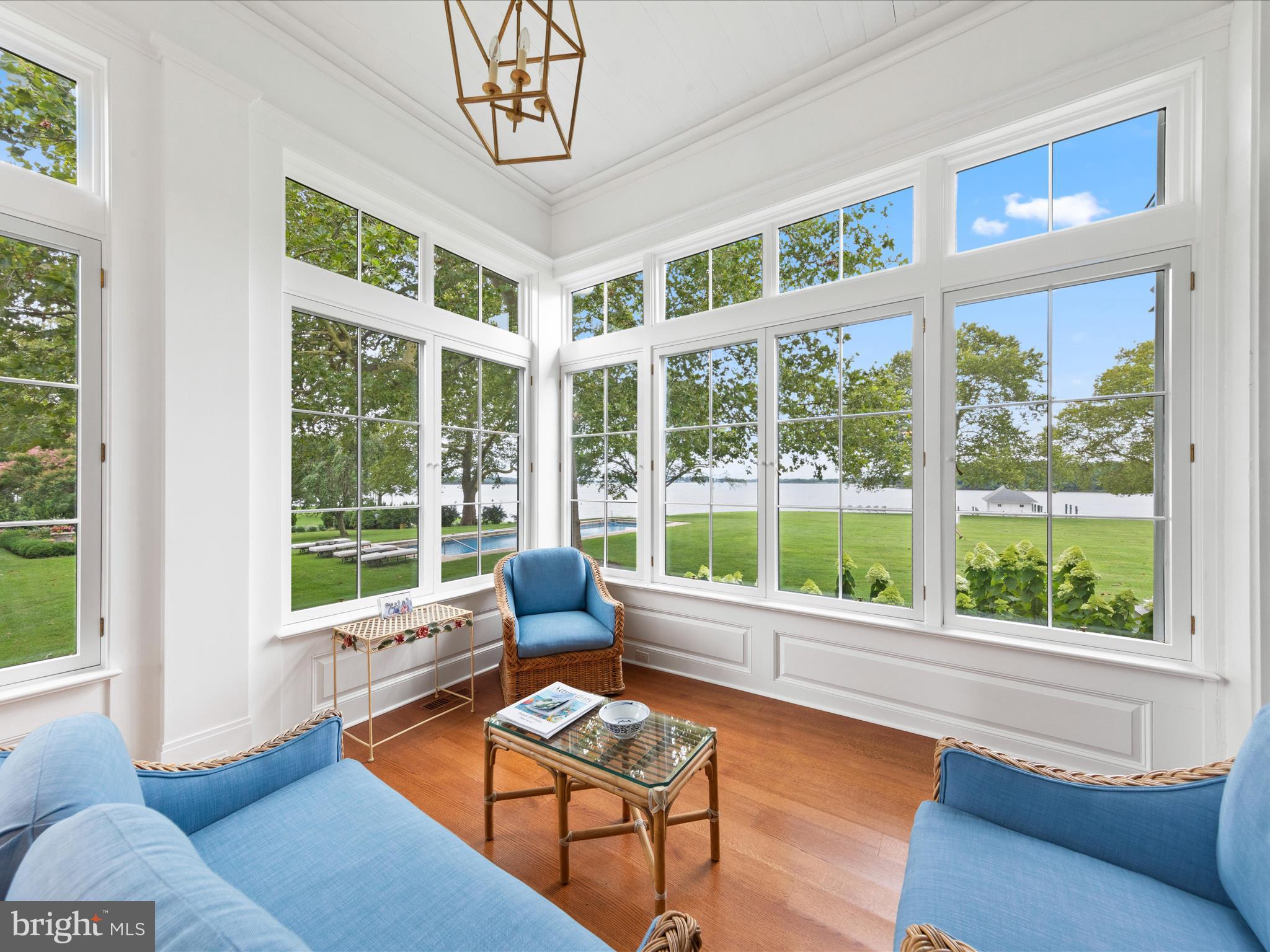 EASTON - Residential