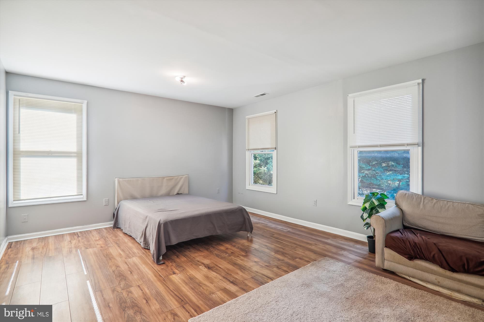 COLLEGE PARK - Residential