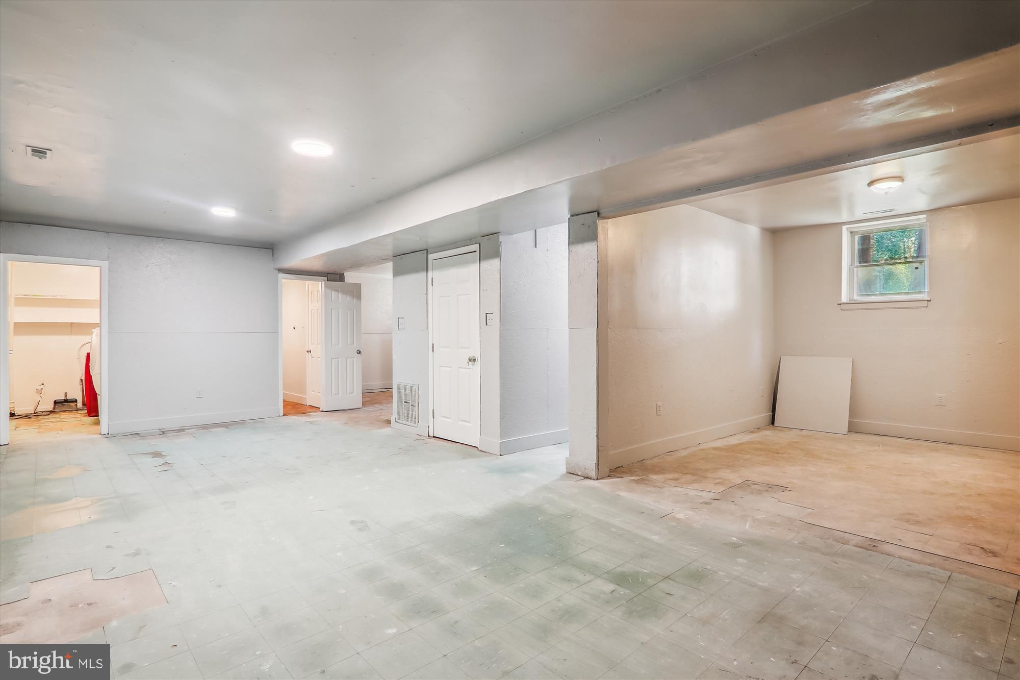 COLLEGE PARK - Residential