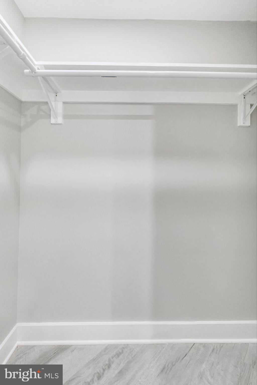 KENSINGTON HEIGHTS - Residential