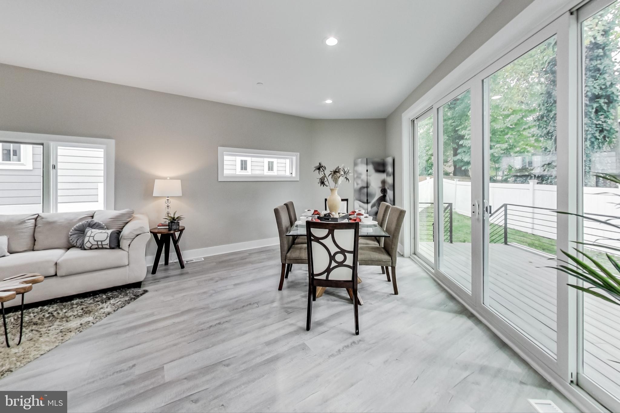 KENSINGTON HEIGHTS - Residential