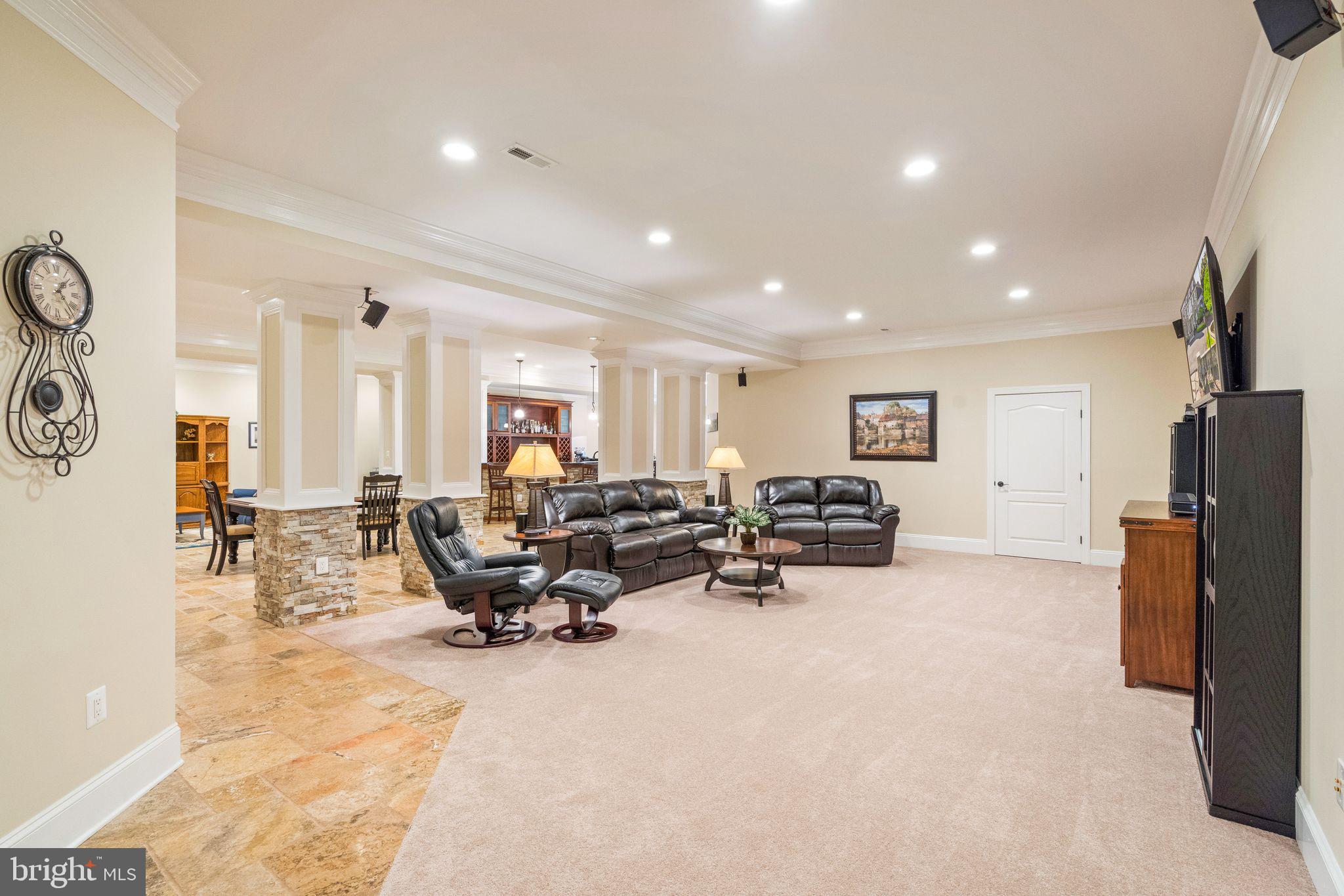 EVERGREEN FARM - Residential