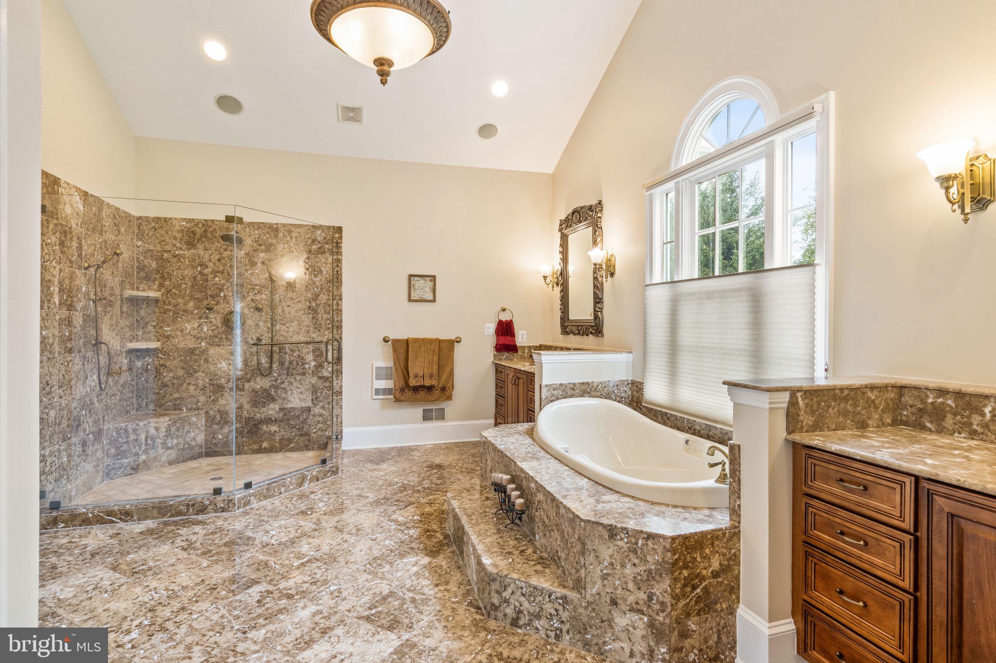 EVERGREEN FARM - Residential