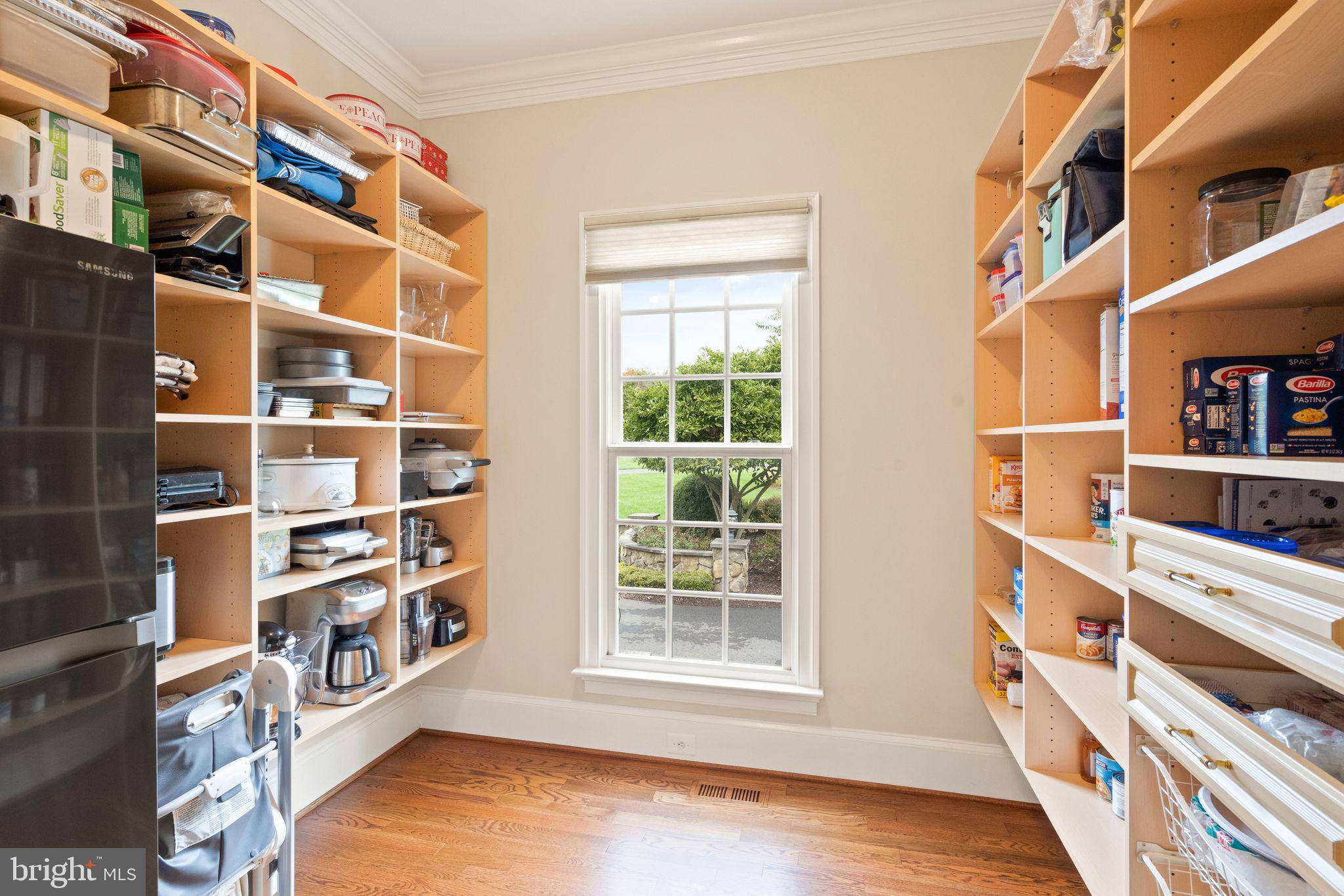 EVERGREEN FARM - Residential