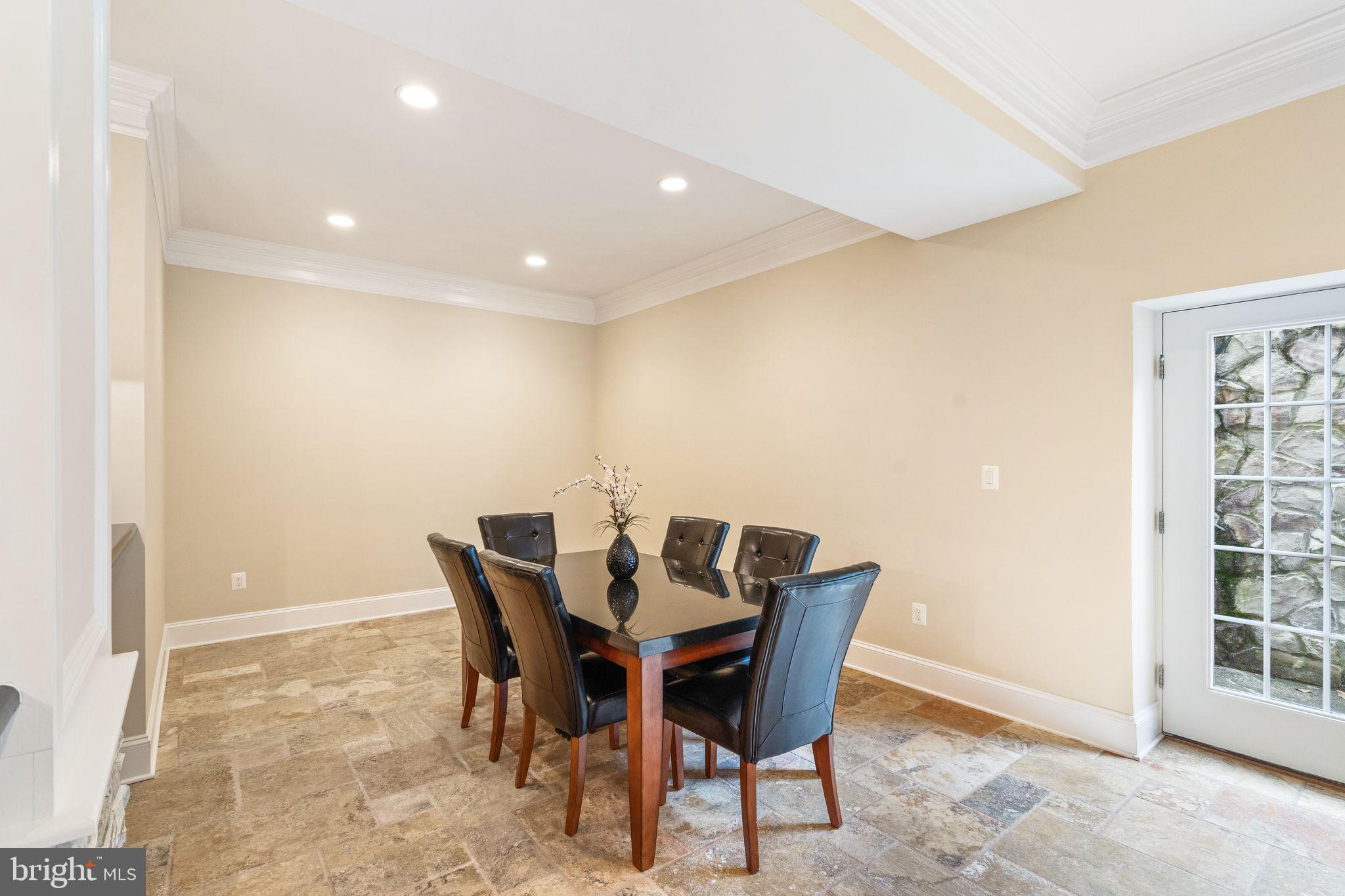 EVERGREEN FARM - Residential