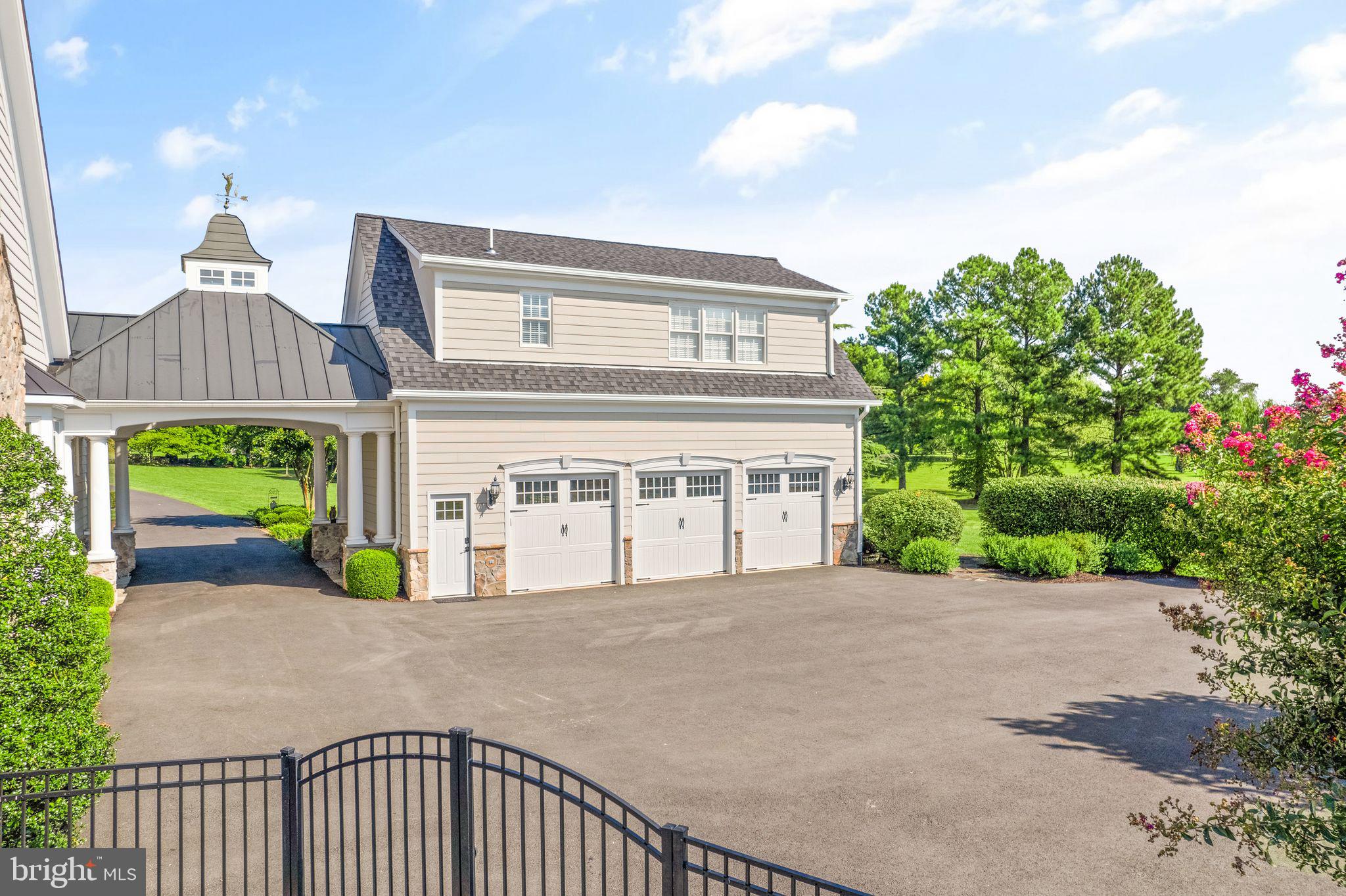 EVERGREEN FARM - Residential