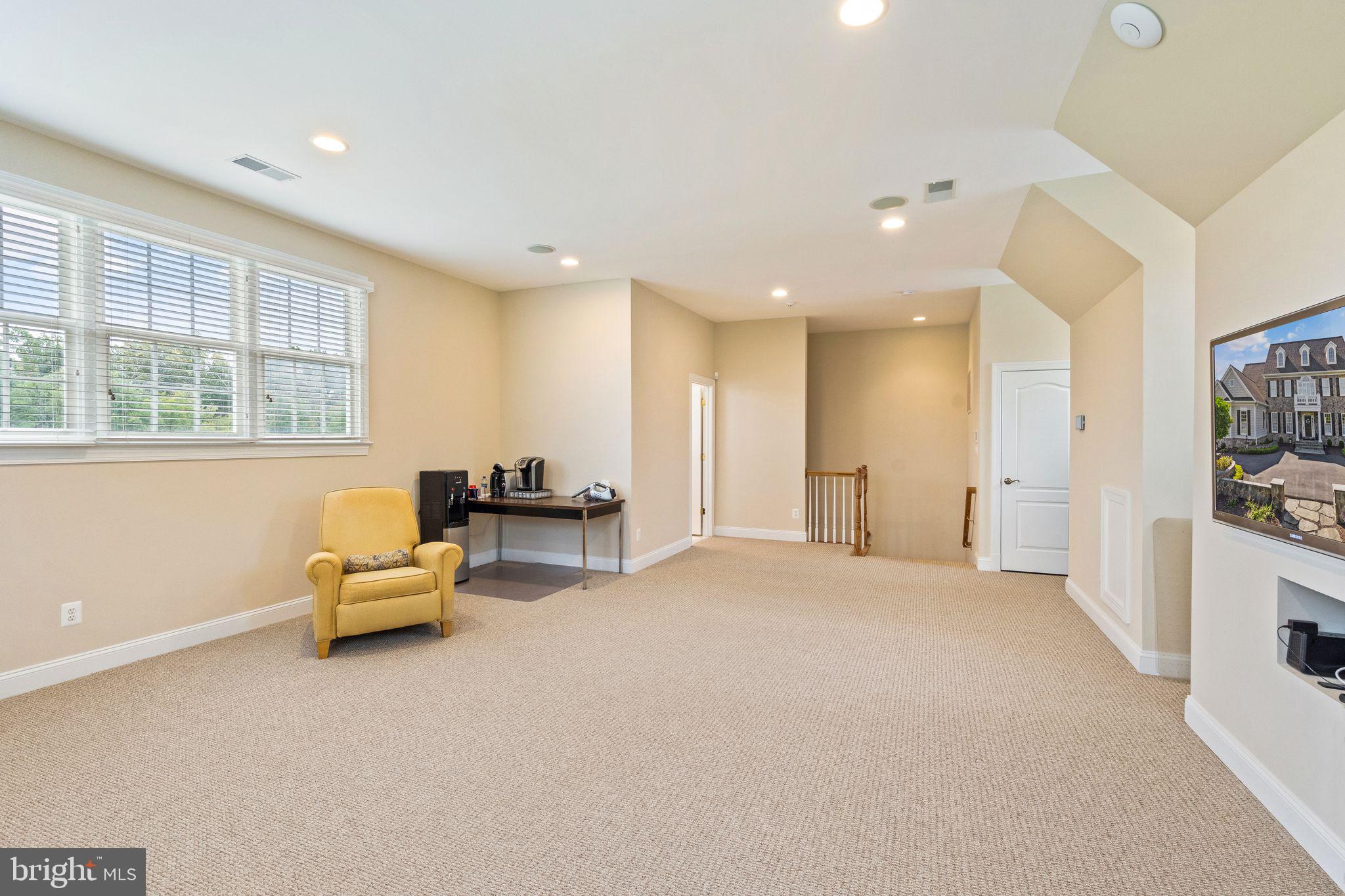 EVERGREEN FARM - Residential