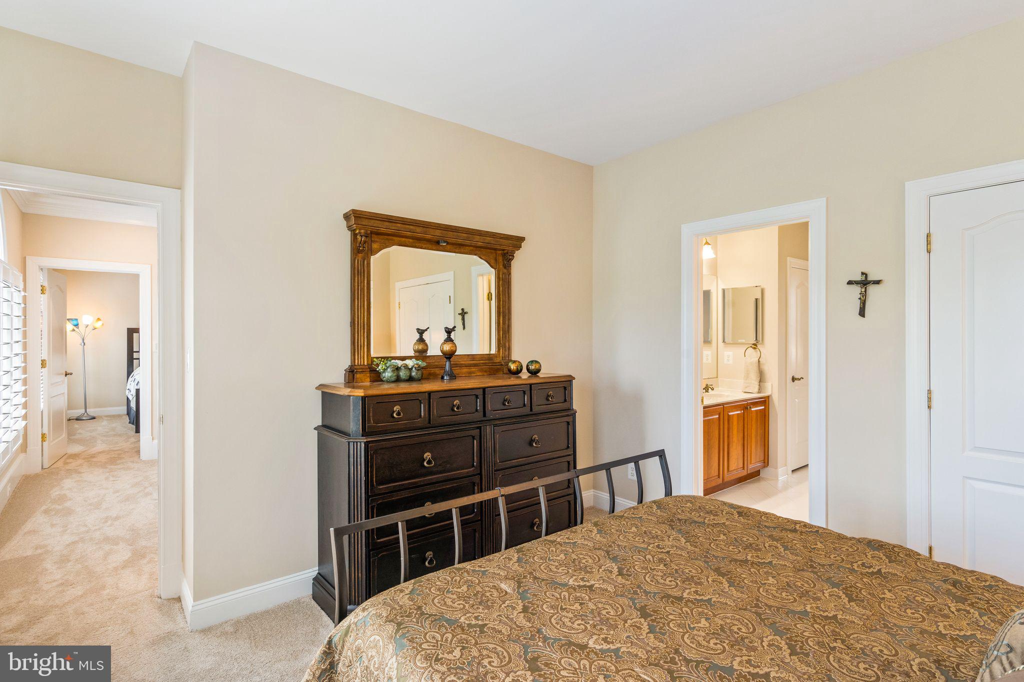 EVERGREEN FARM - Residential