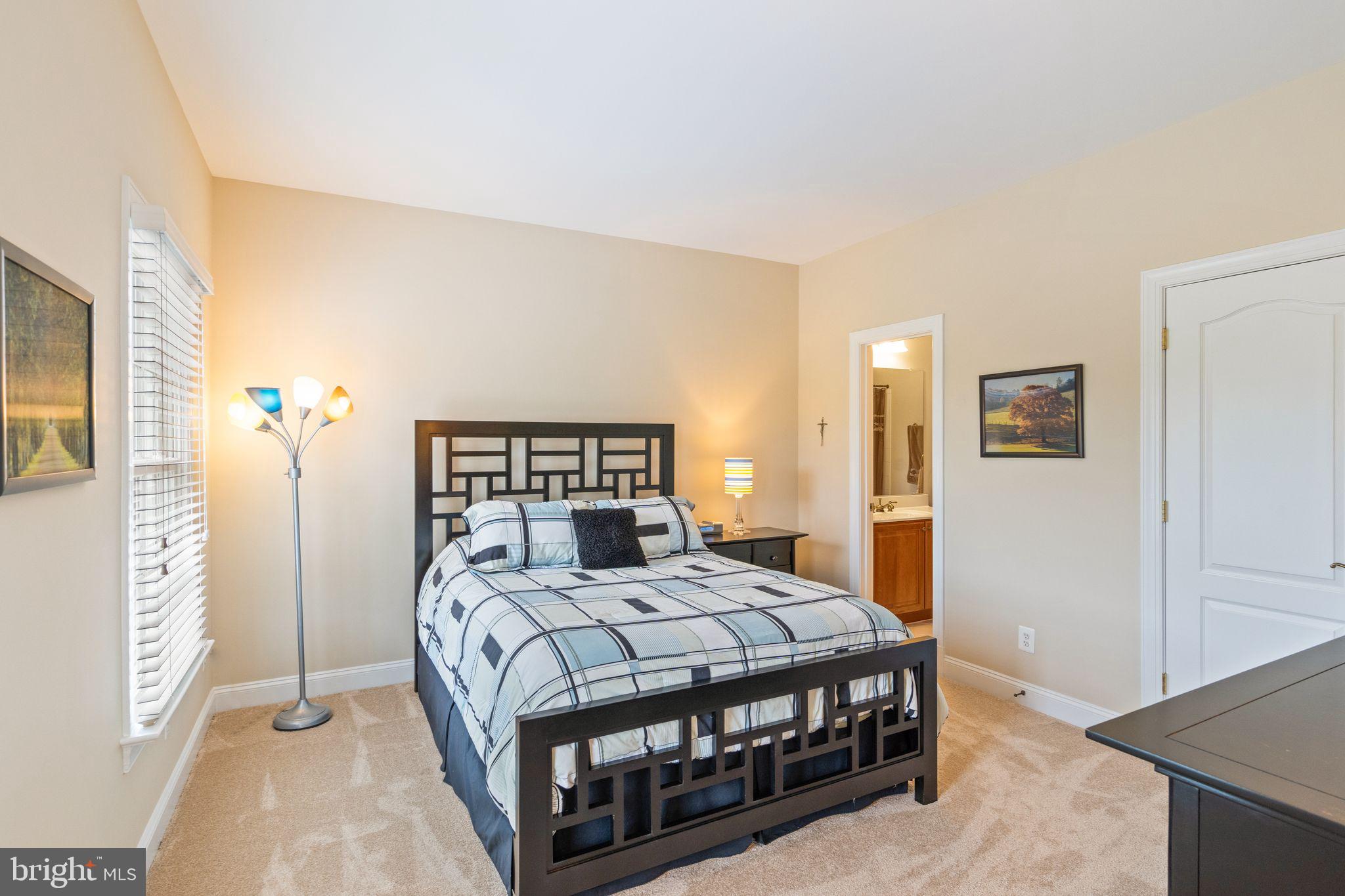 EVERGREEN FARM - Residential