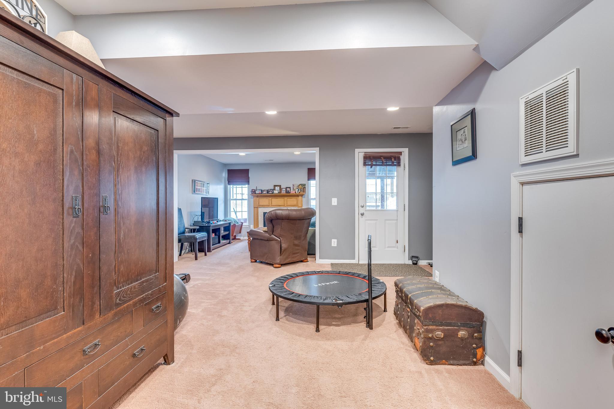 LAKELAND PLACE - Residential