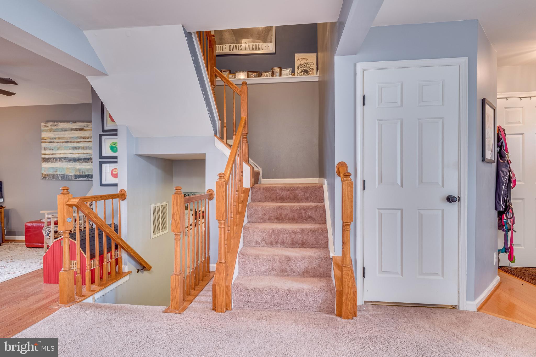 LAKELAND PLACE - Residential