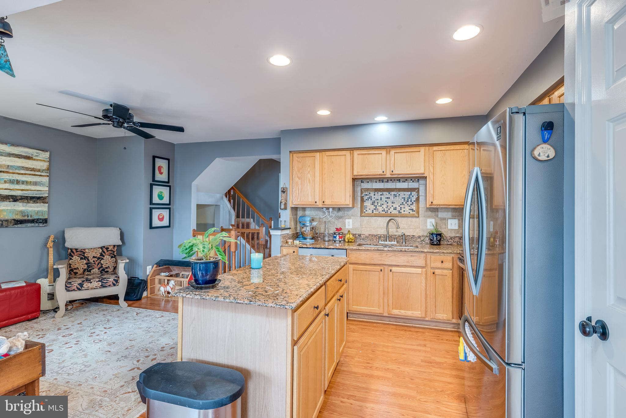 LAKELAND PLACE - Residential