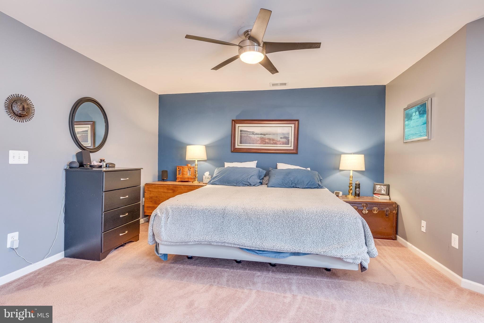 LAKELAND PLACE - Residential