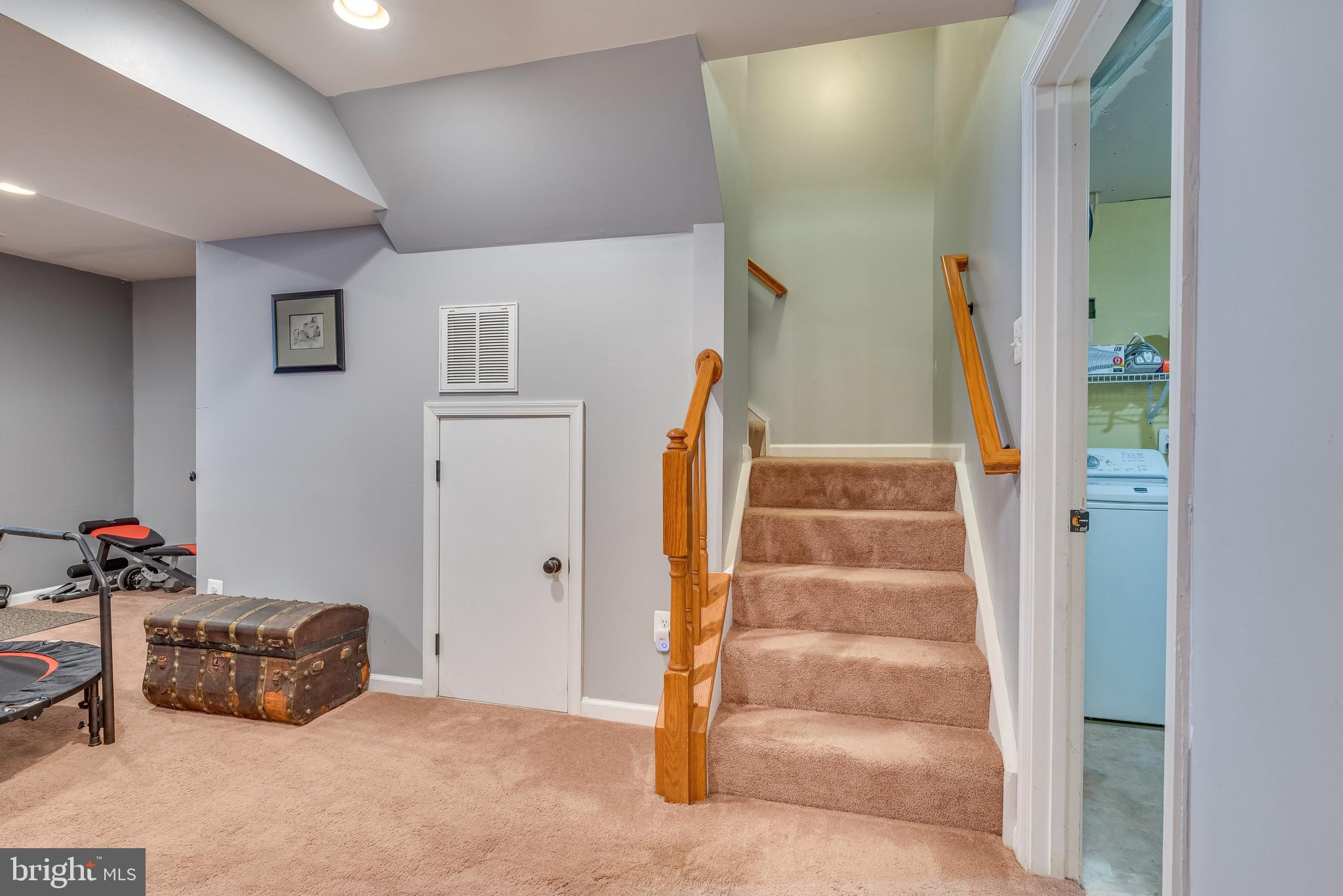 LAKELAND PLACE - Residential