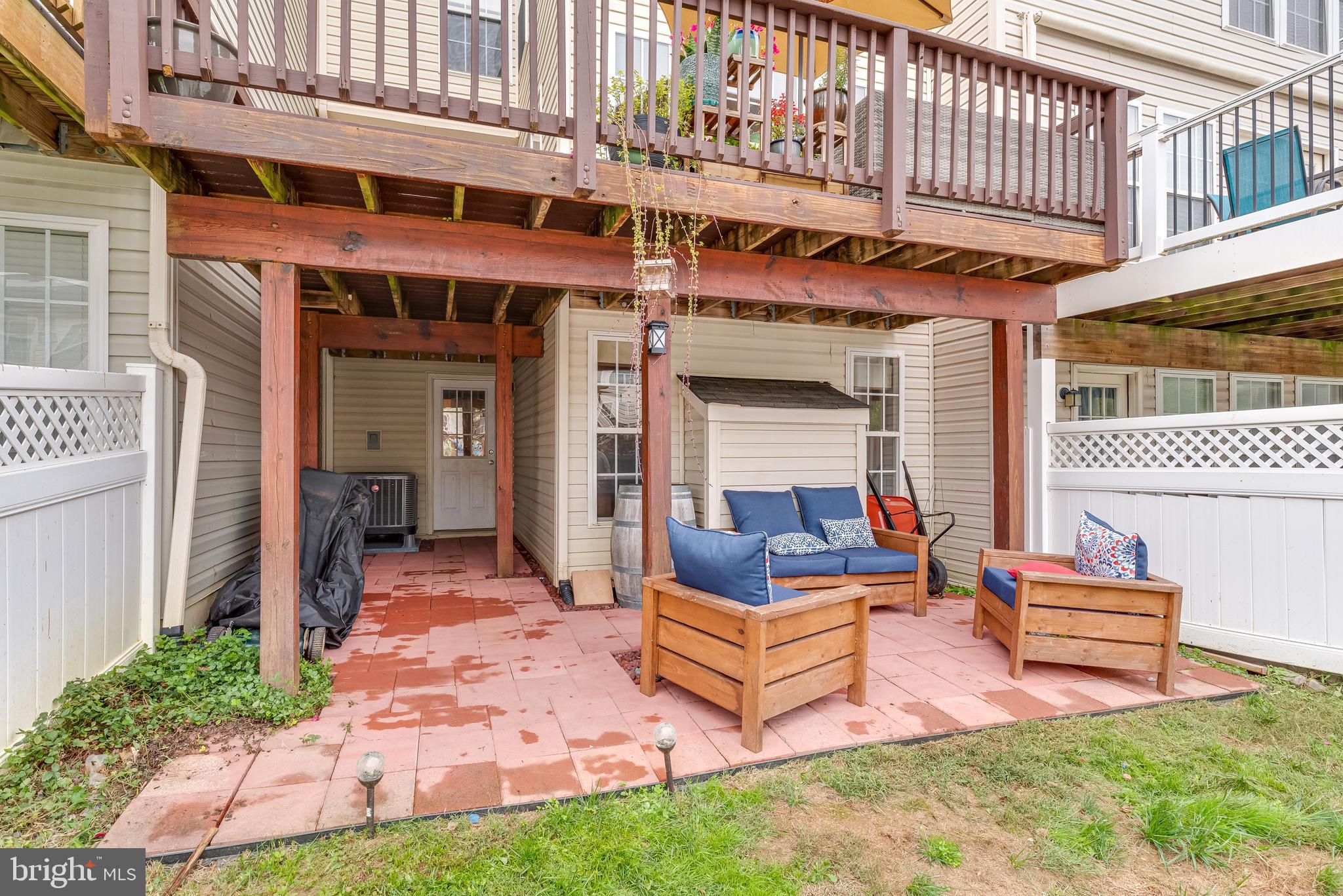 LAKELAND PLACE - Residential