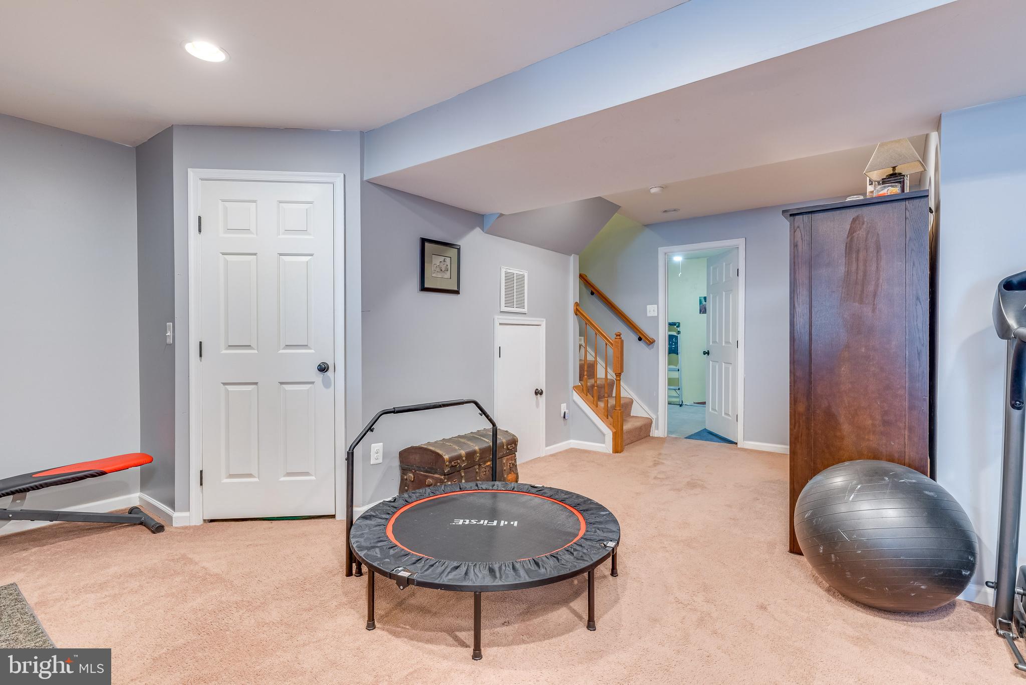 LAKELAND PLACE - Residential