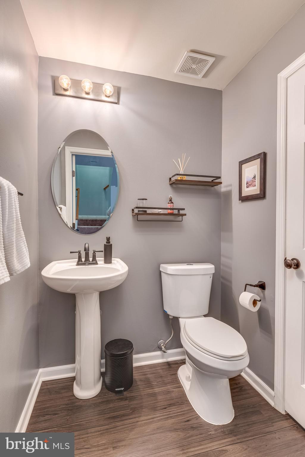 LAKELAND PLACE - Residential