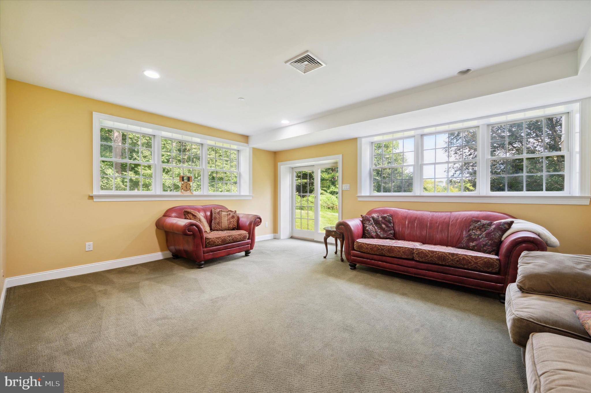 SUMMERHILL - Residential