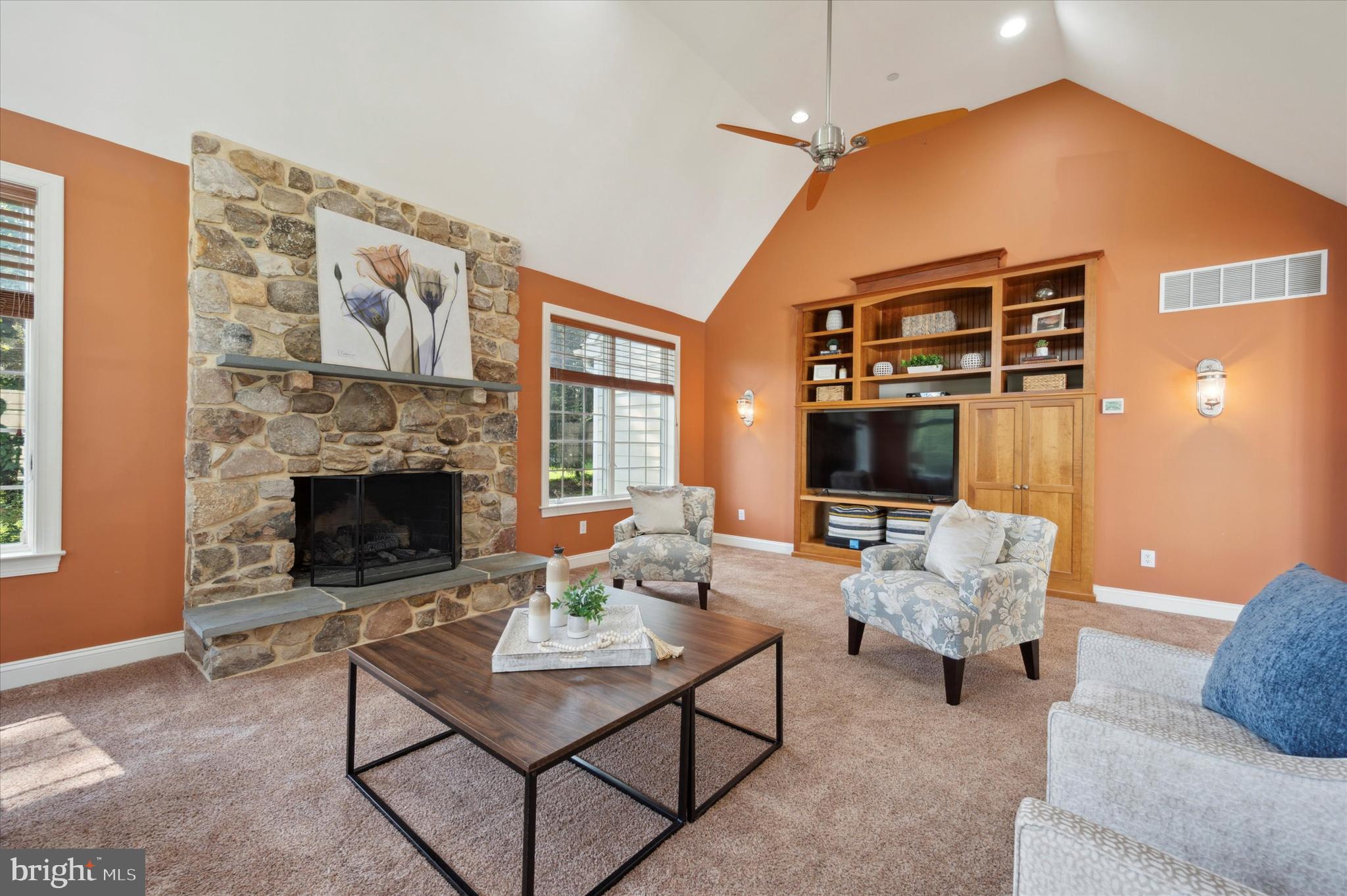 SUMMERHILL - Residential