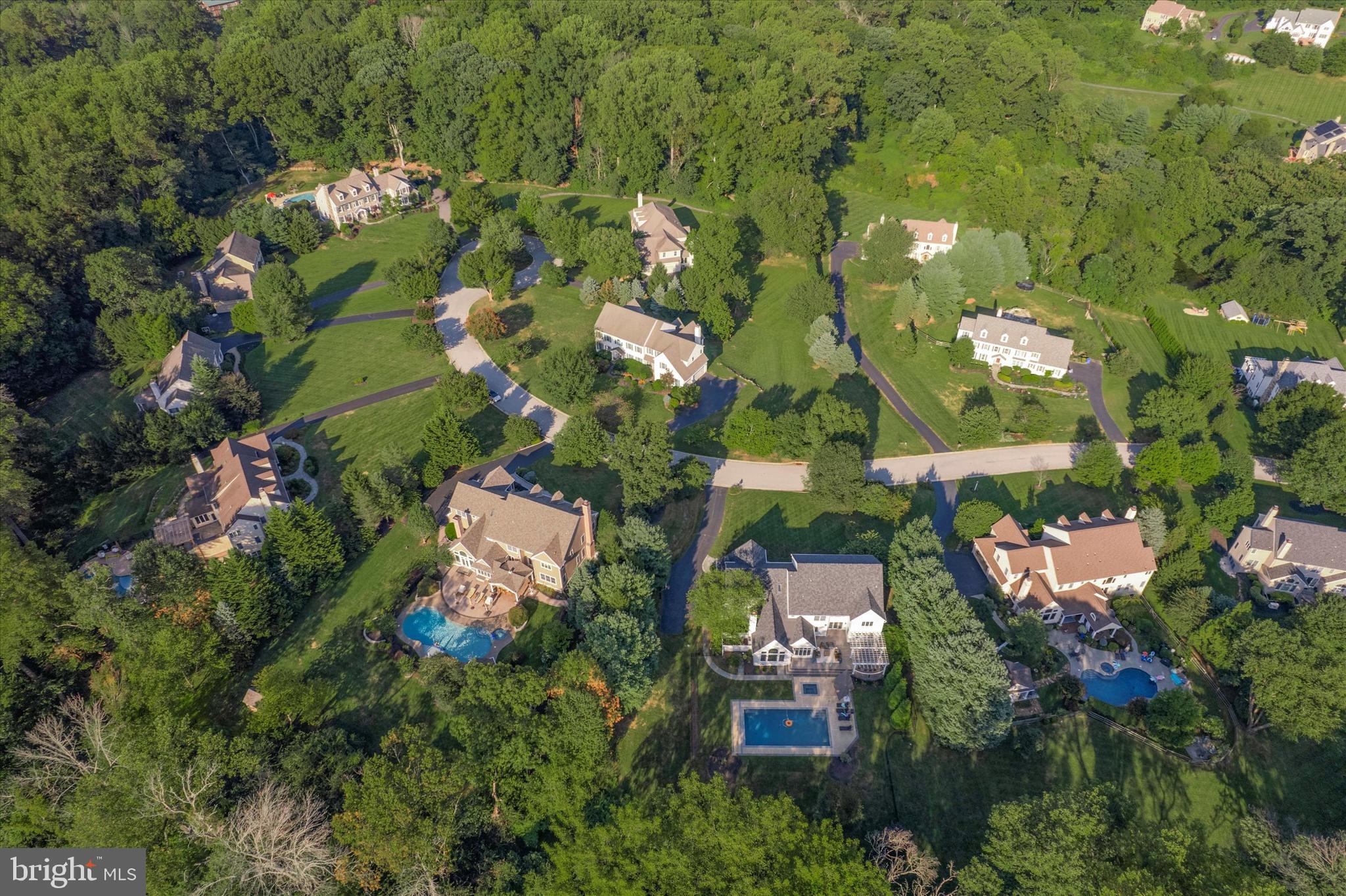 SUMMERHILL - Residential