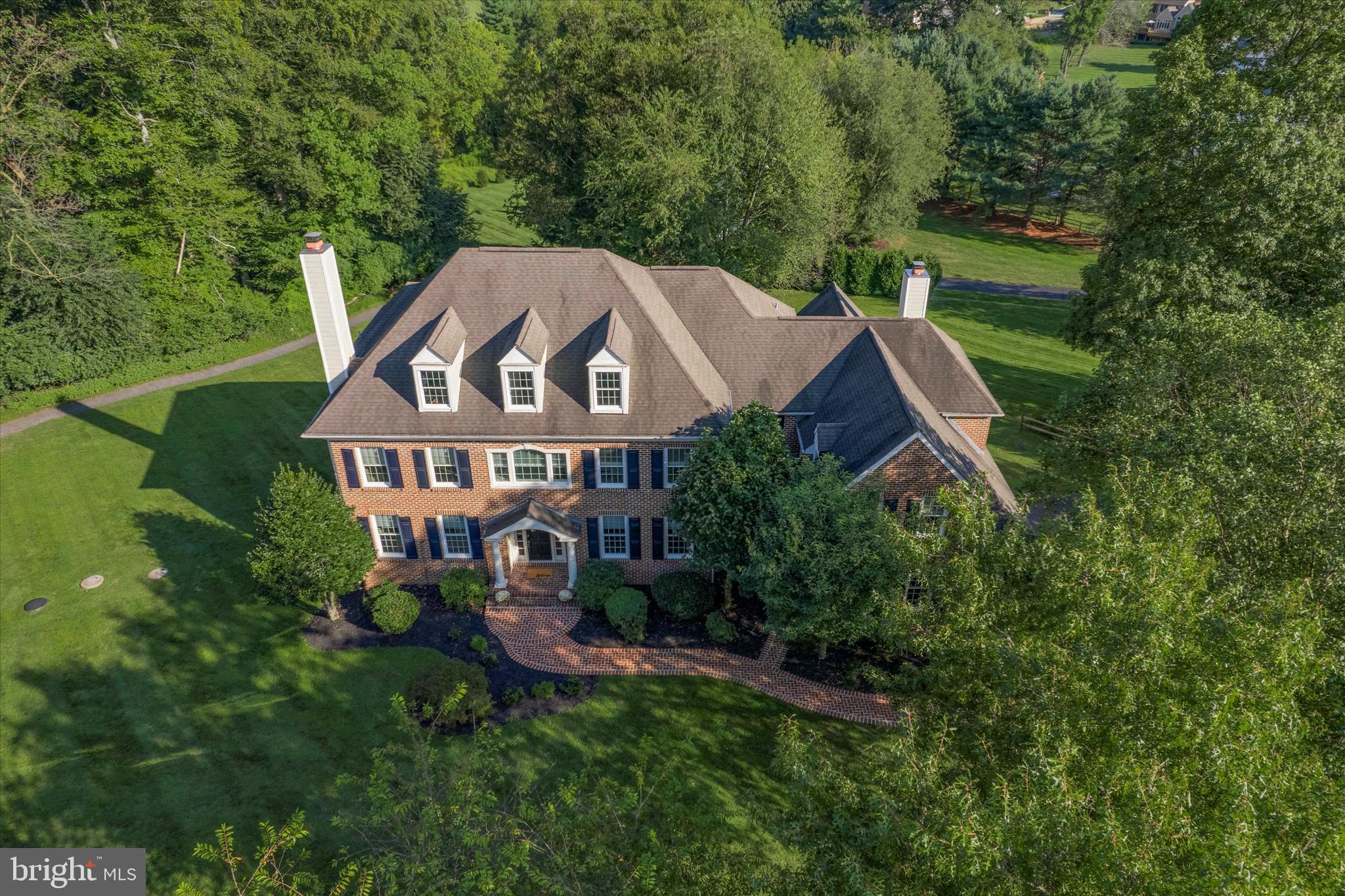 SUMMERHILL - Residential