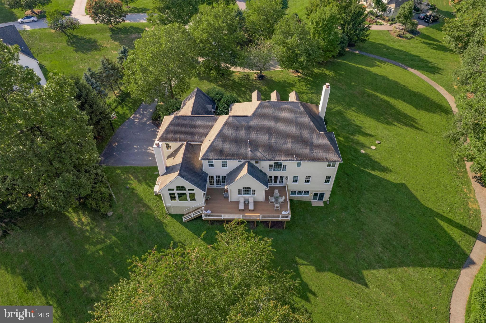 SUMMERHILL - Residential