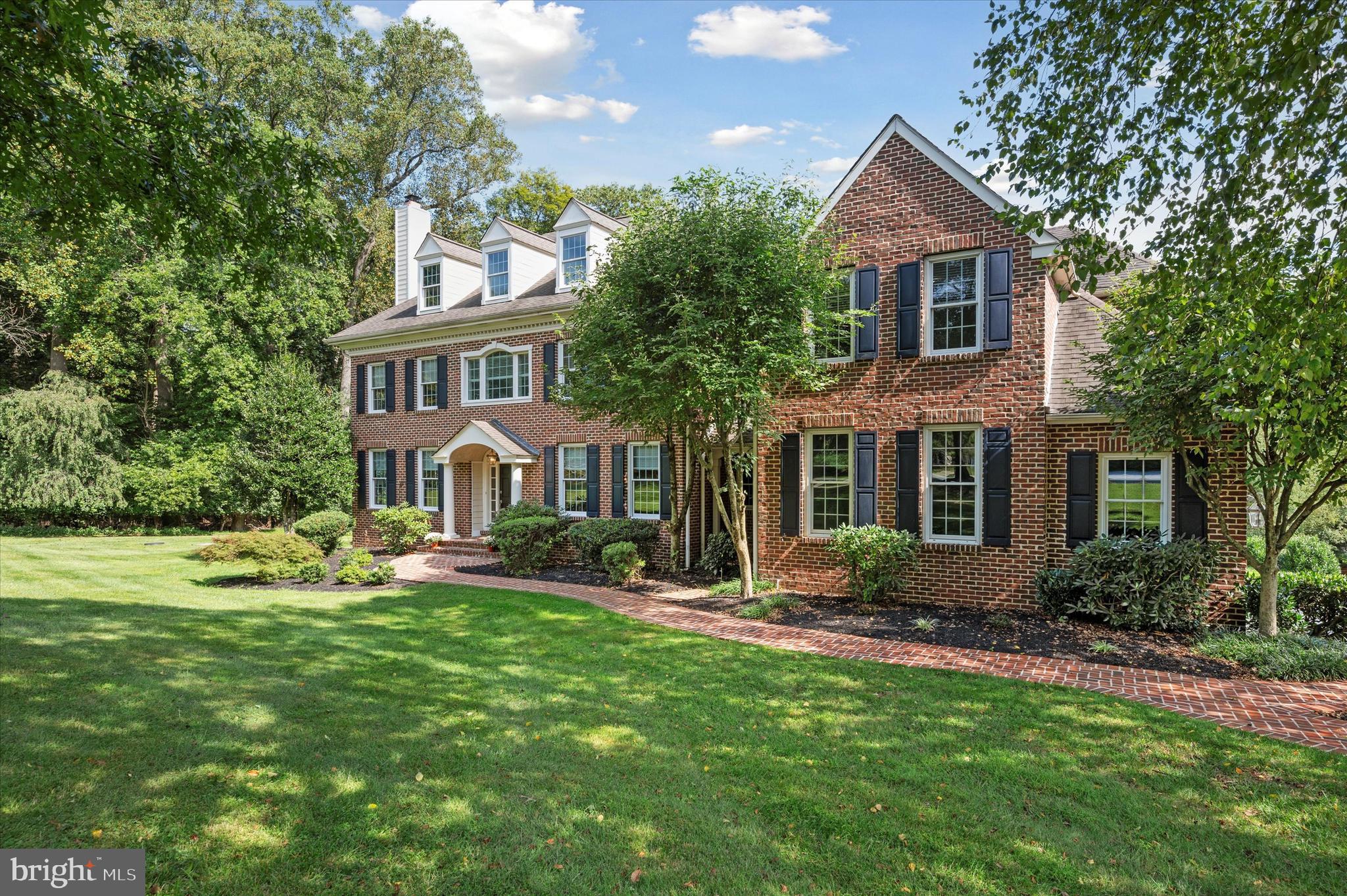 SUMMERHILL - Residential