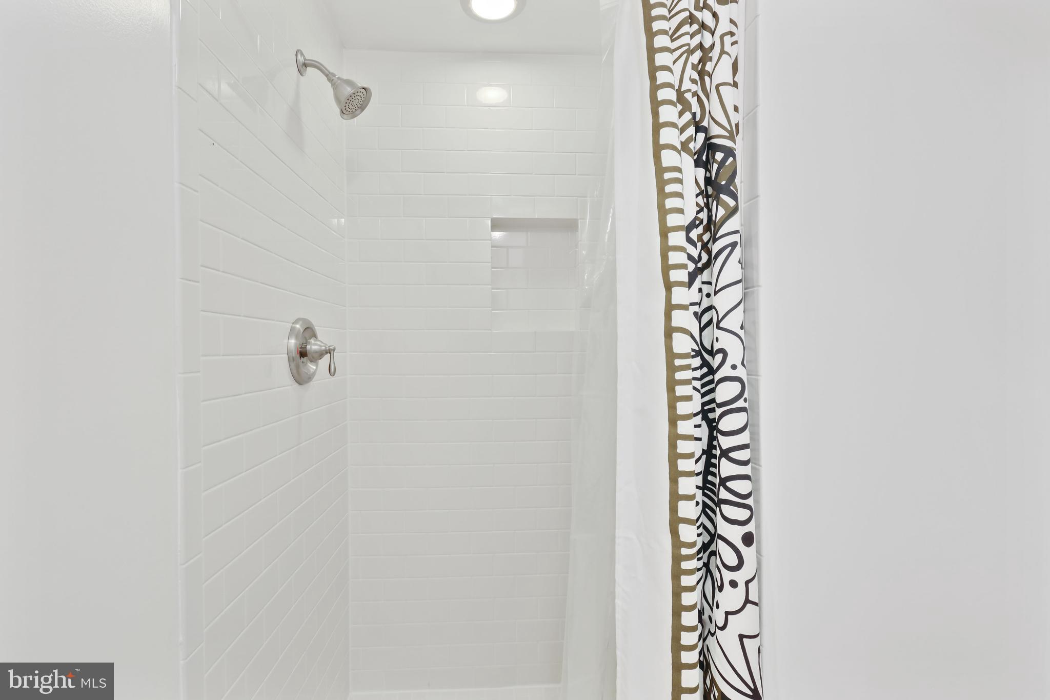 CANTON - Residential Lease