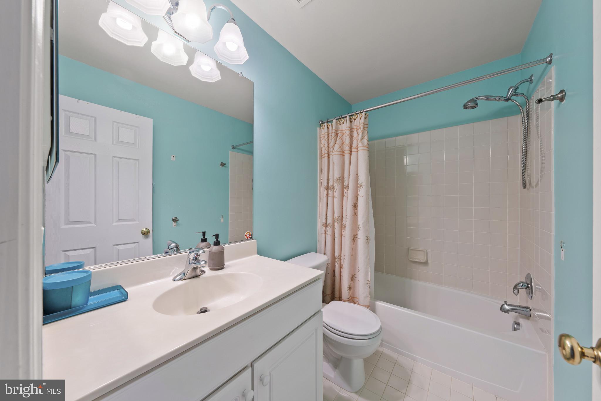 RIDINGS AT BLUE SPRINGS - Residential