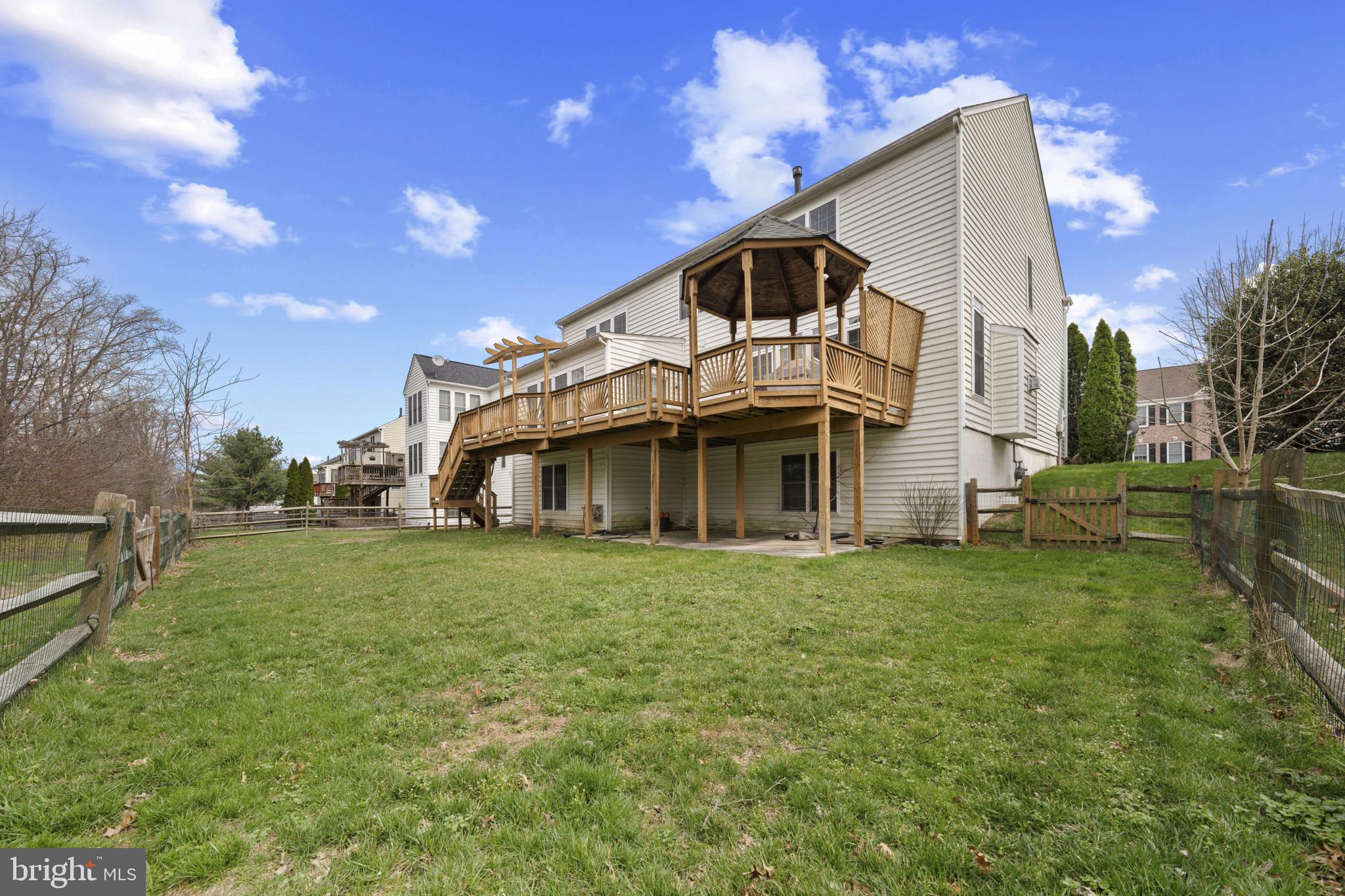 RIDINGS AT BLUE SPRINGS - Residential