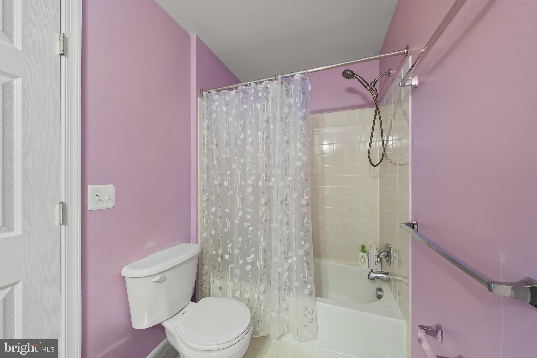 RIDINGS AT BLUE SPRINGS - Residential