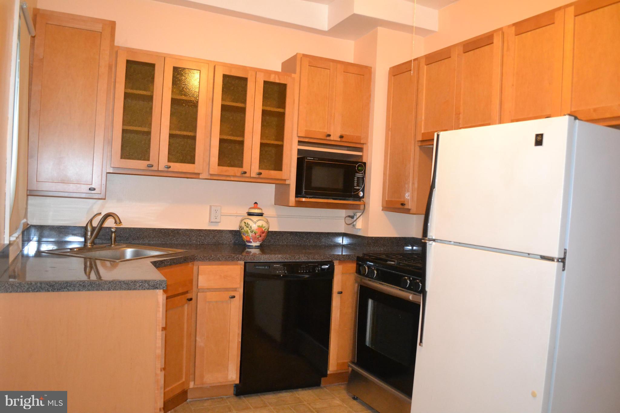 HAMPDEN HISTORIC DISTRICT - Residential