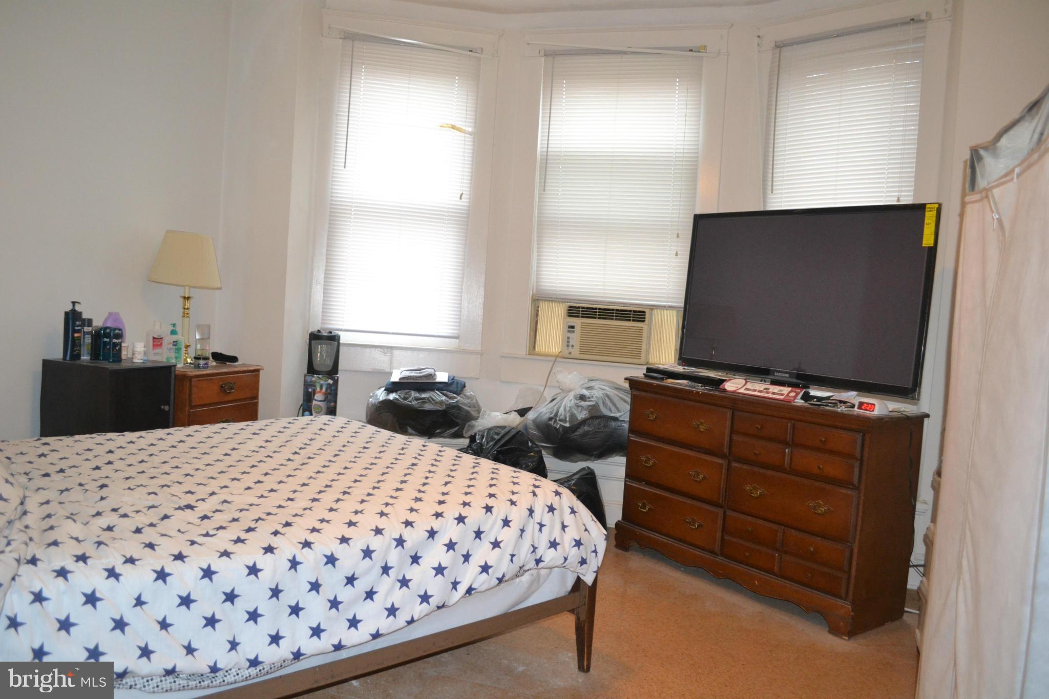 HAMPDEN HISTORIC DISTRICT - Residential