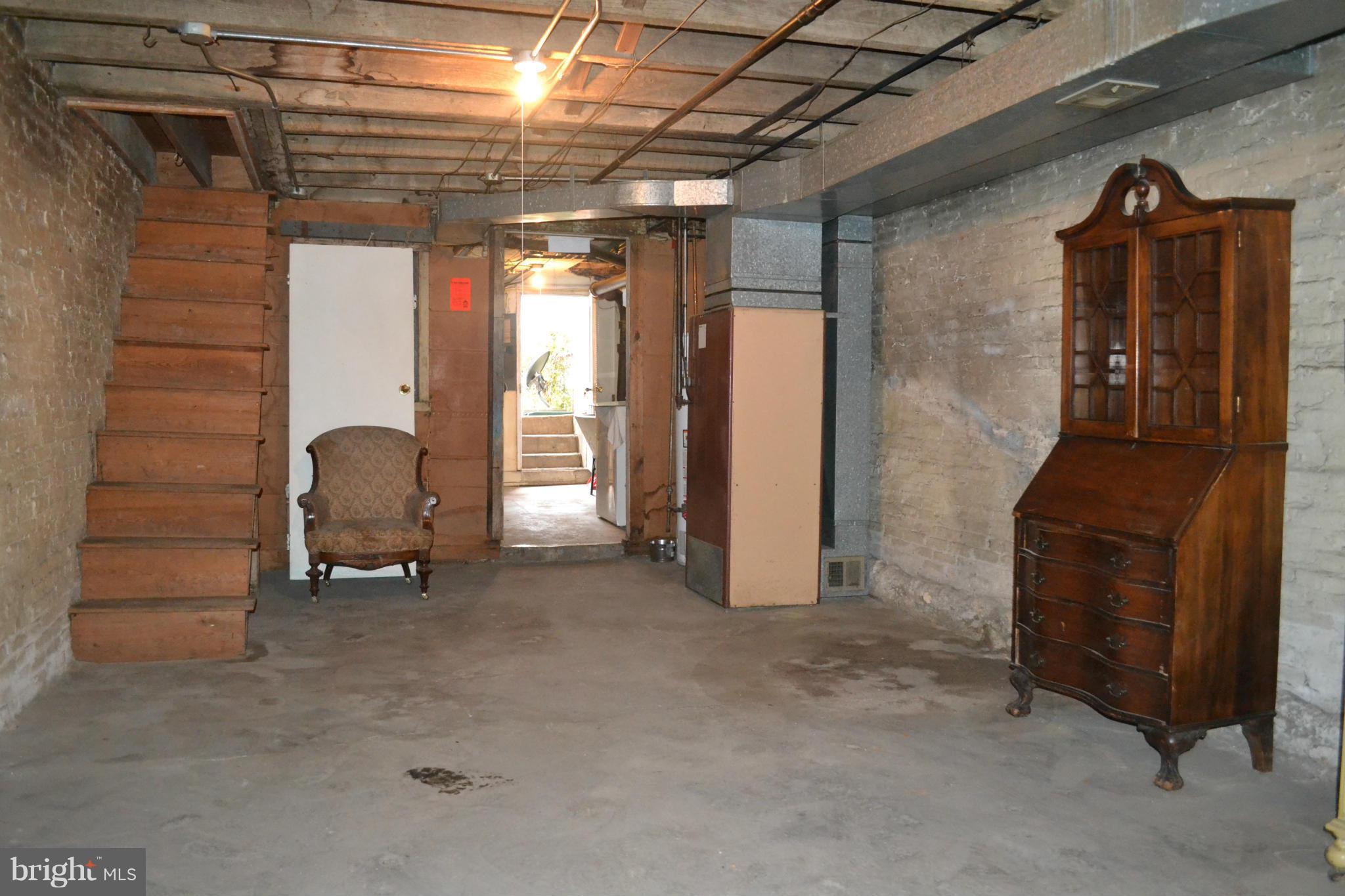 HAMPDEN HISTORIC DISTRICT - Residential