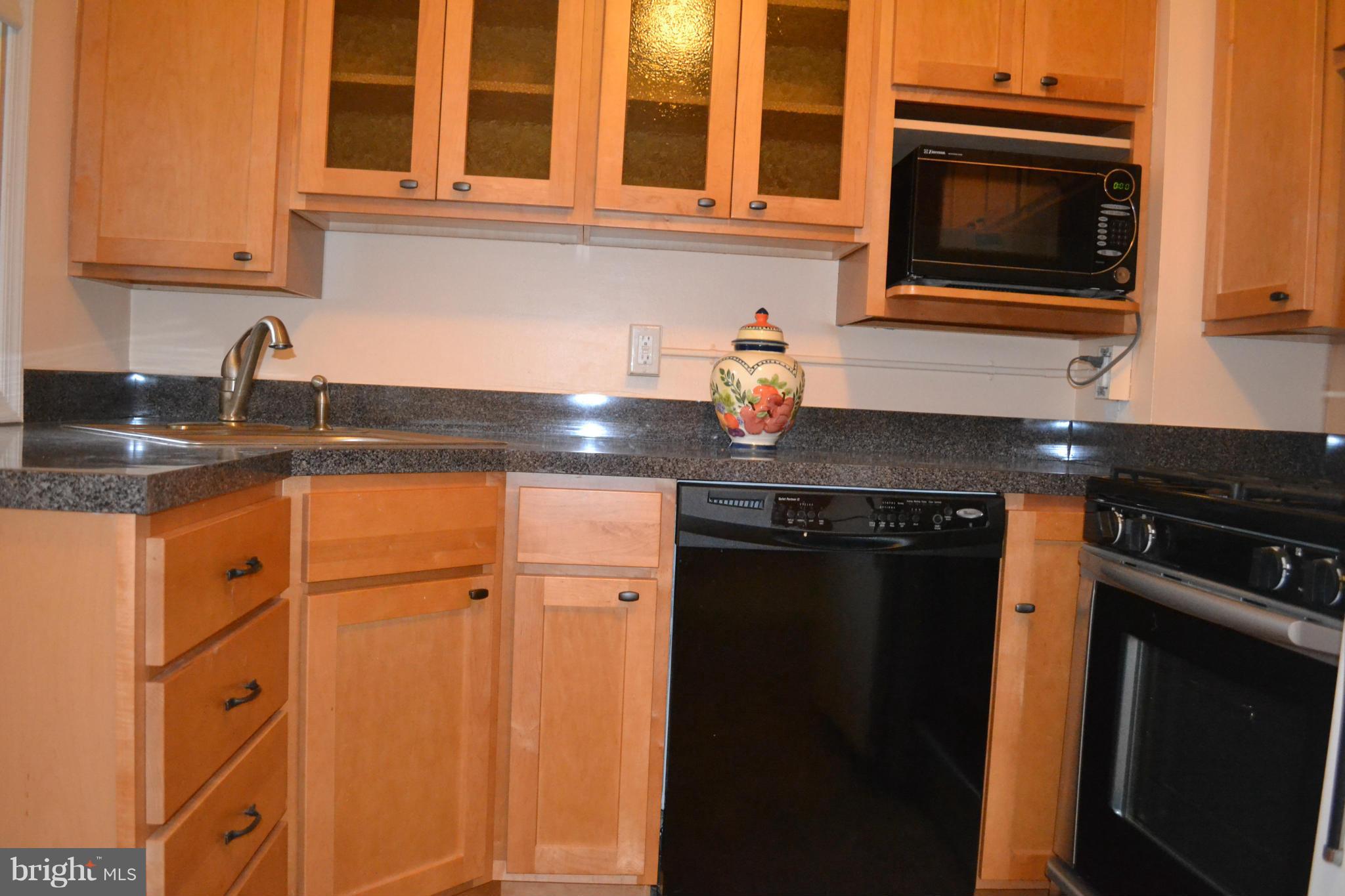 HAMPDEN HISTORIC DISTRICT - Residential