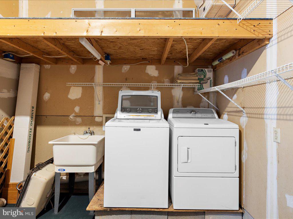 BRIDGE POINTE - Residential