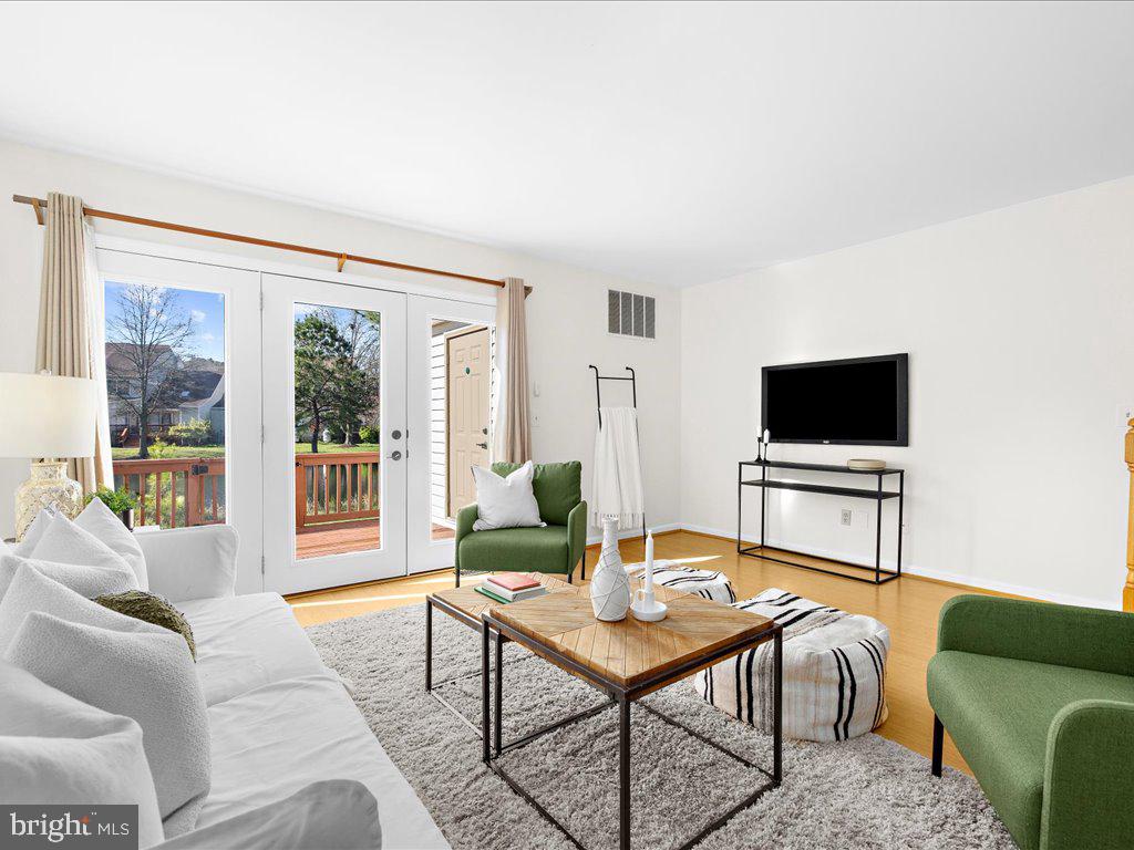 BRIDGE POINTE - Residential