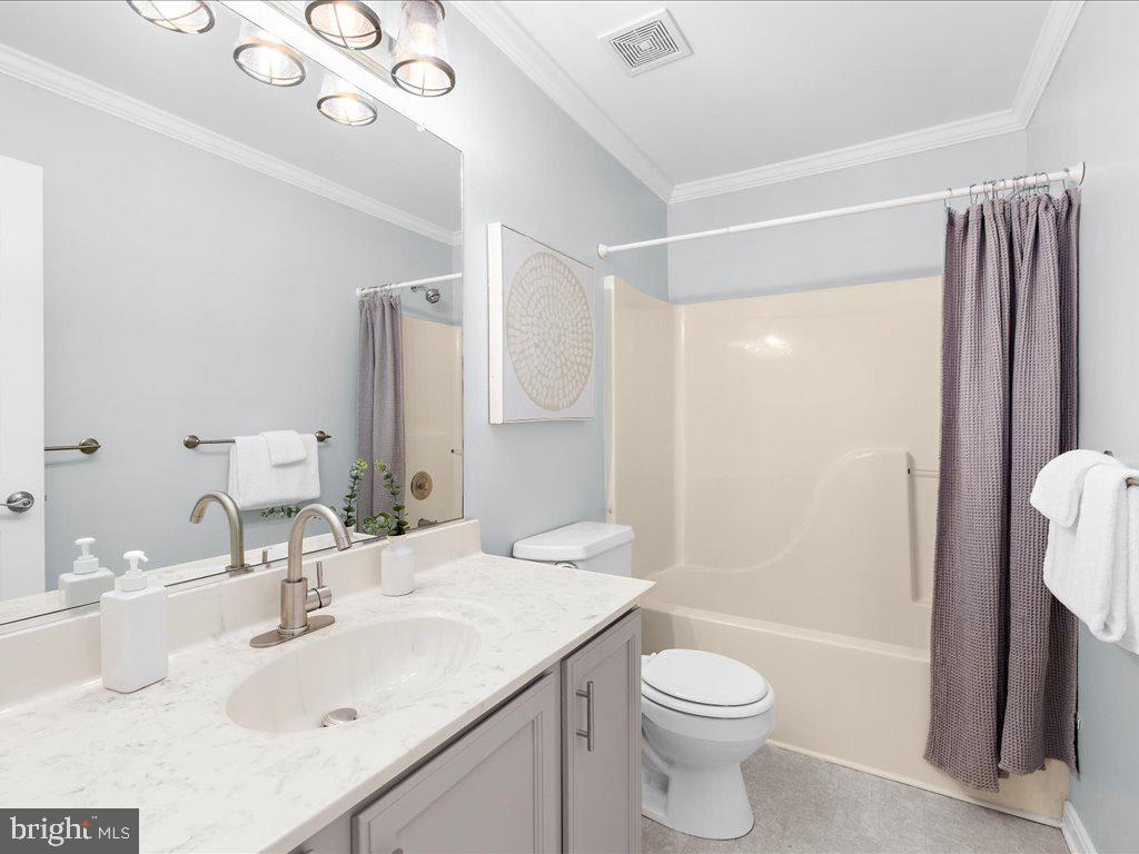 BRIDGE POINTE - Residential