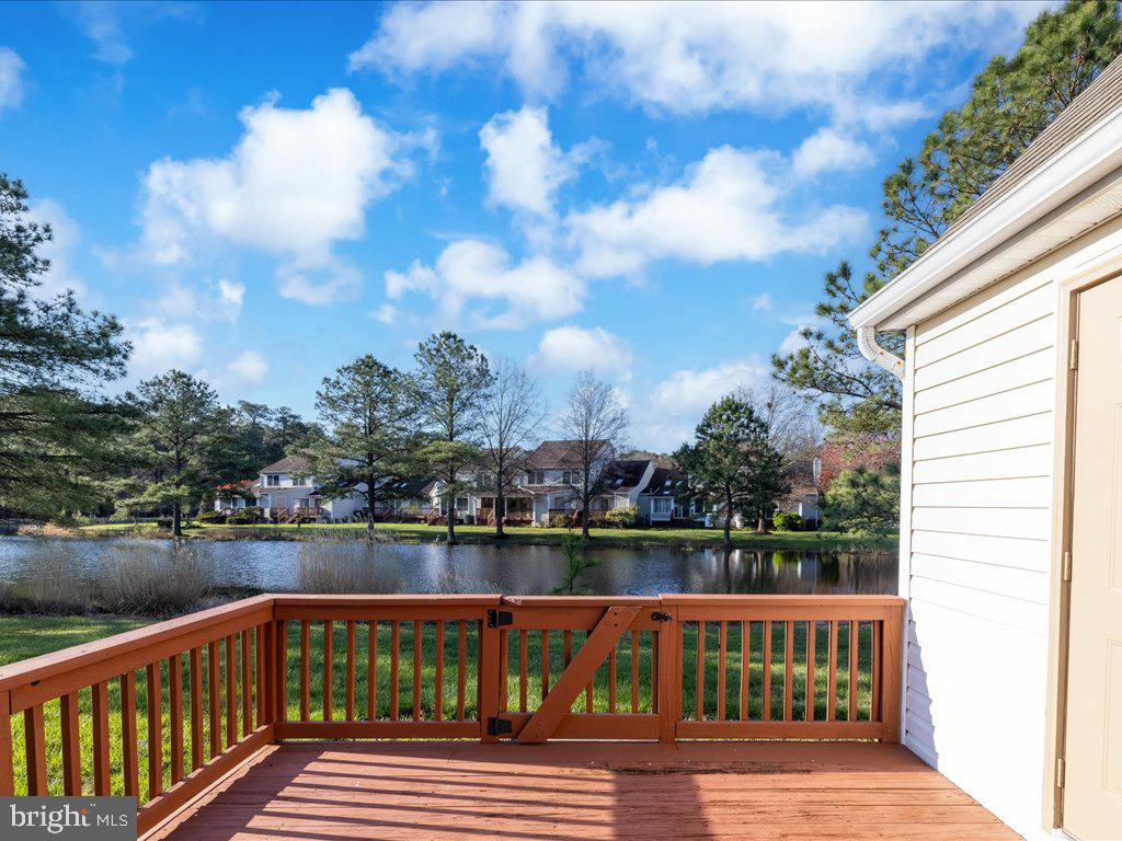 BRIDGE POINTE - Residential