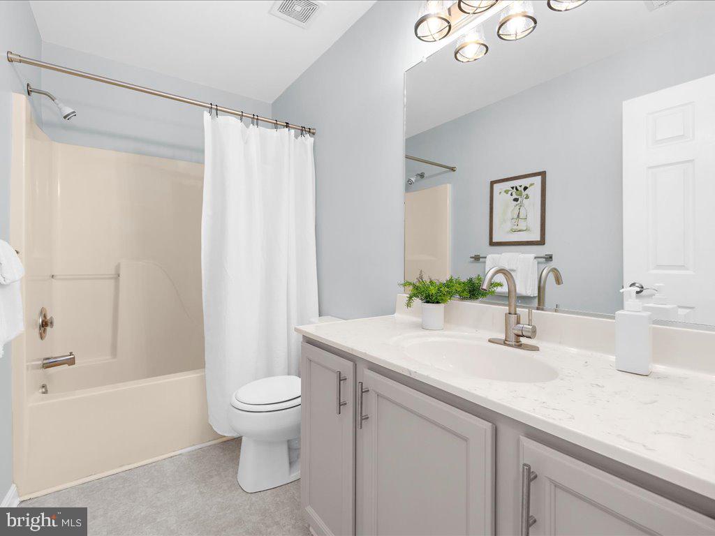 BRIDGE POINTE - Residential