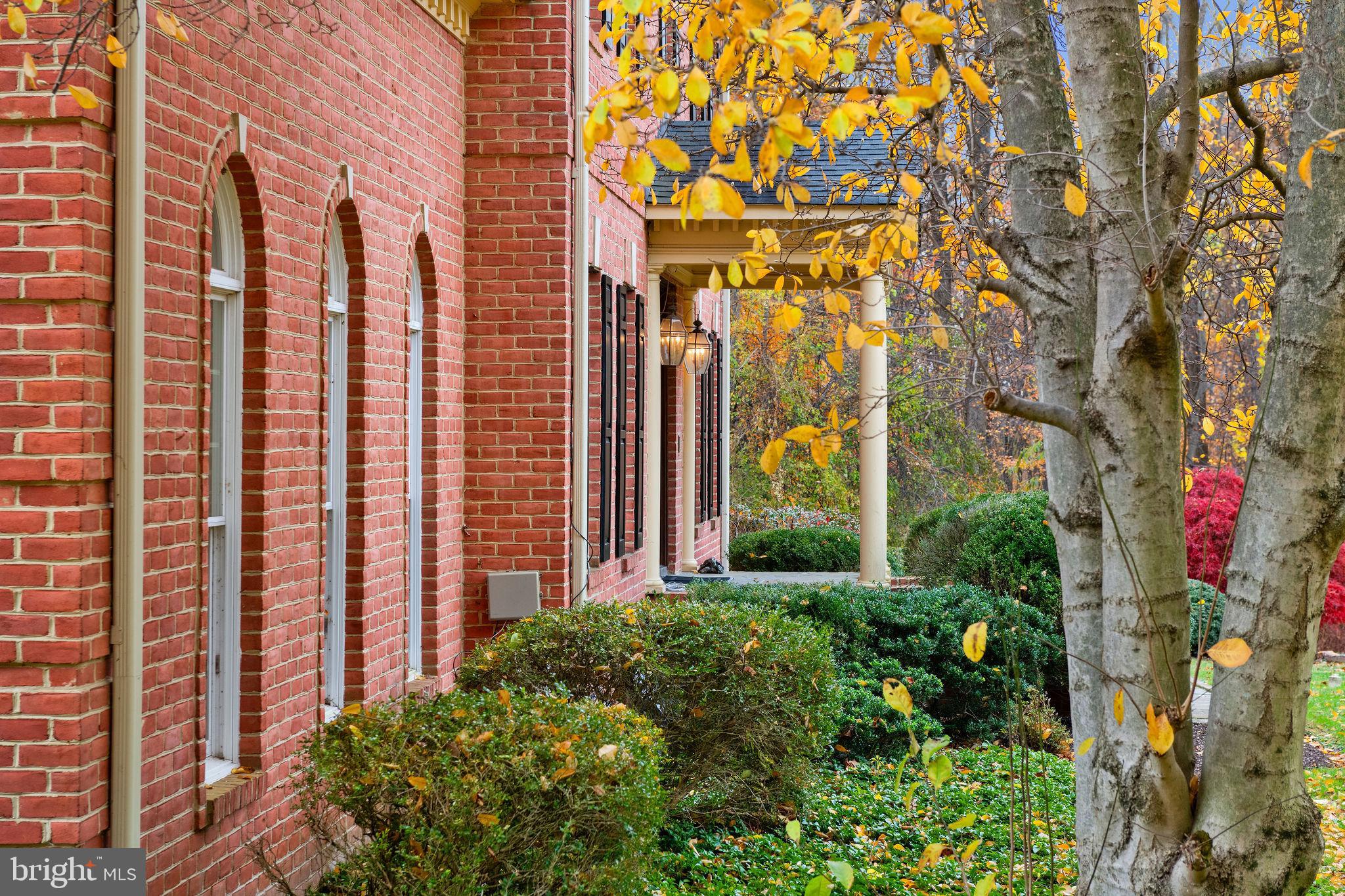 BROOKFIELD - Residential