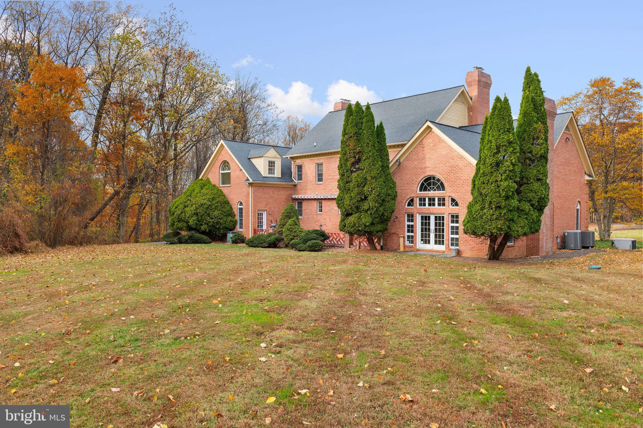 BROOKFIELD - Residential