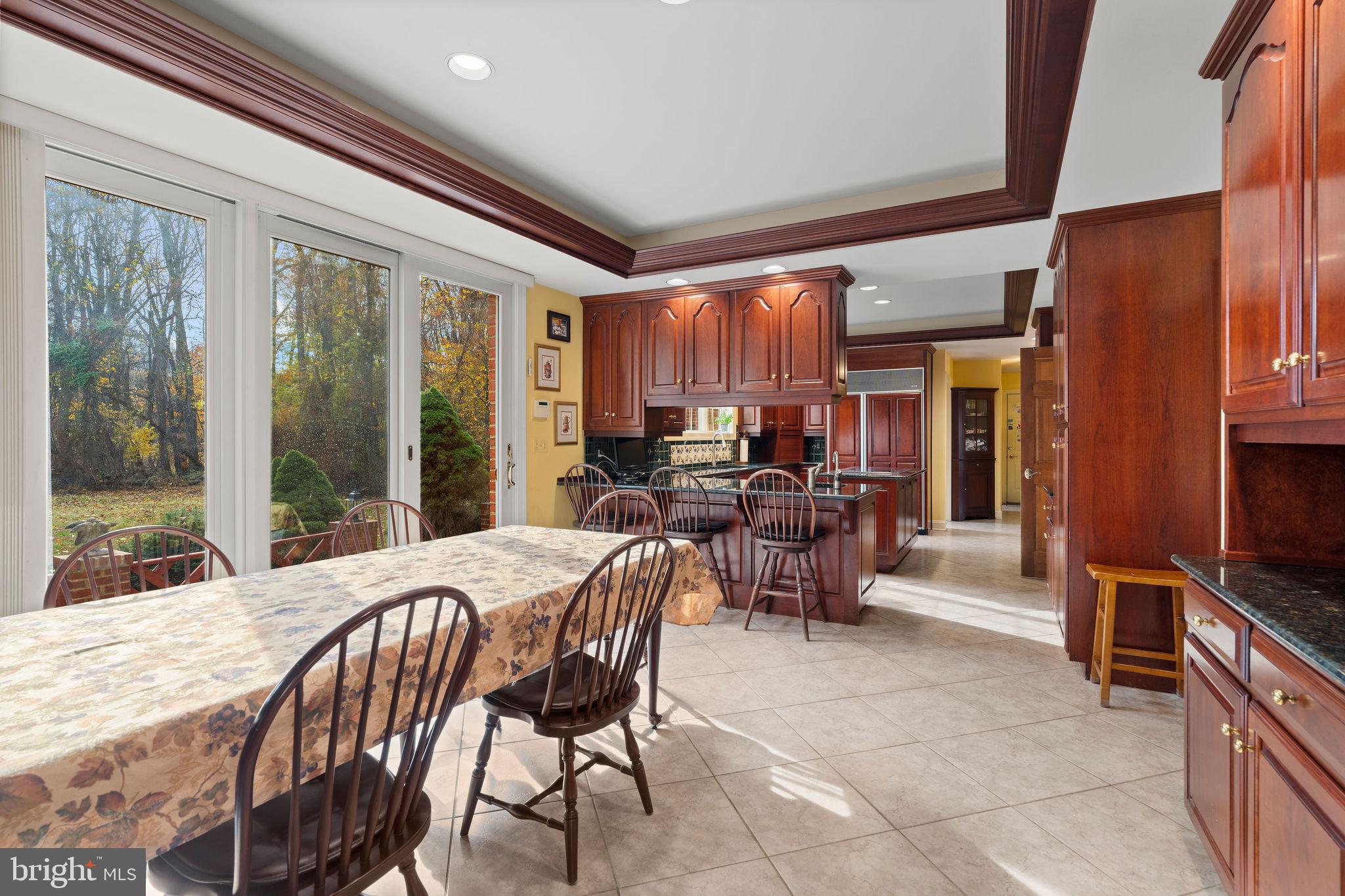 BROOKFIELD - Residential