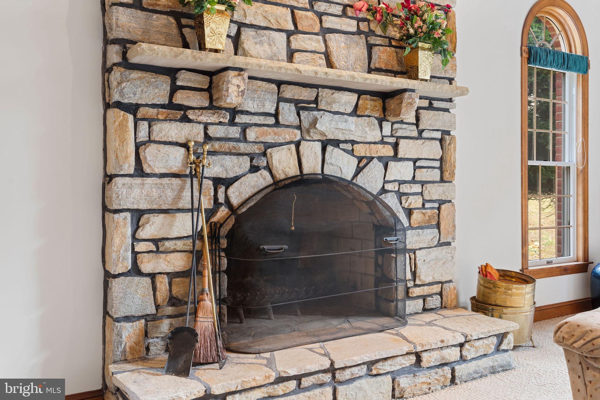 BROOKFIELD - Residential