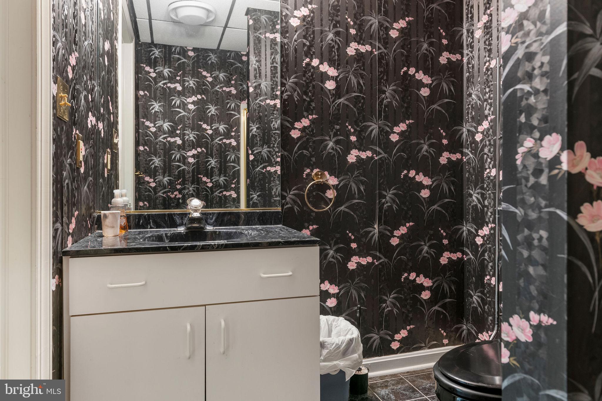 BROOKFIELD - Residential