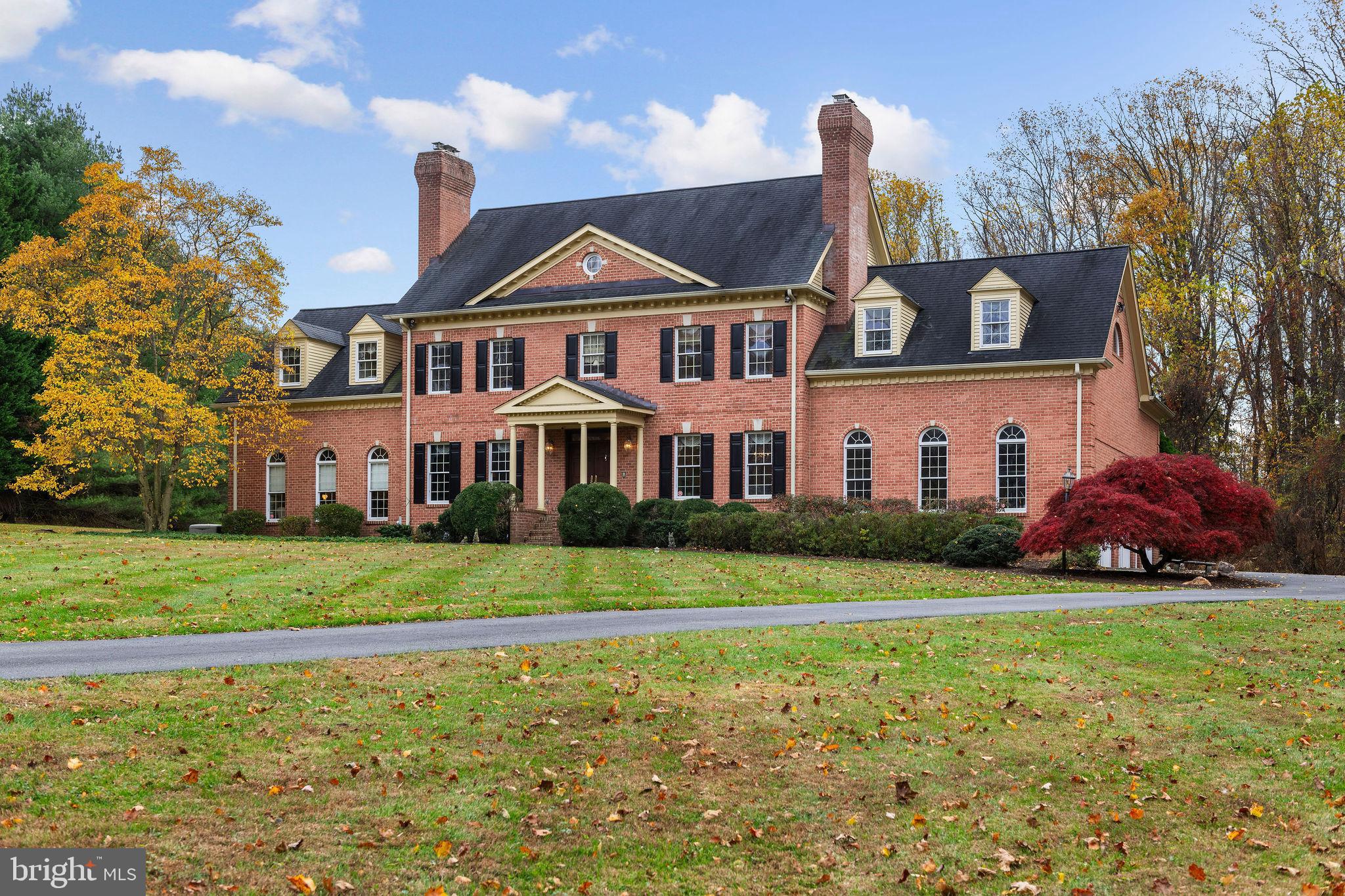 BROOKFIELD - Residential